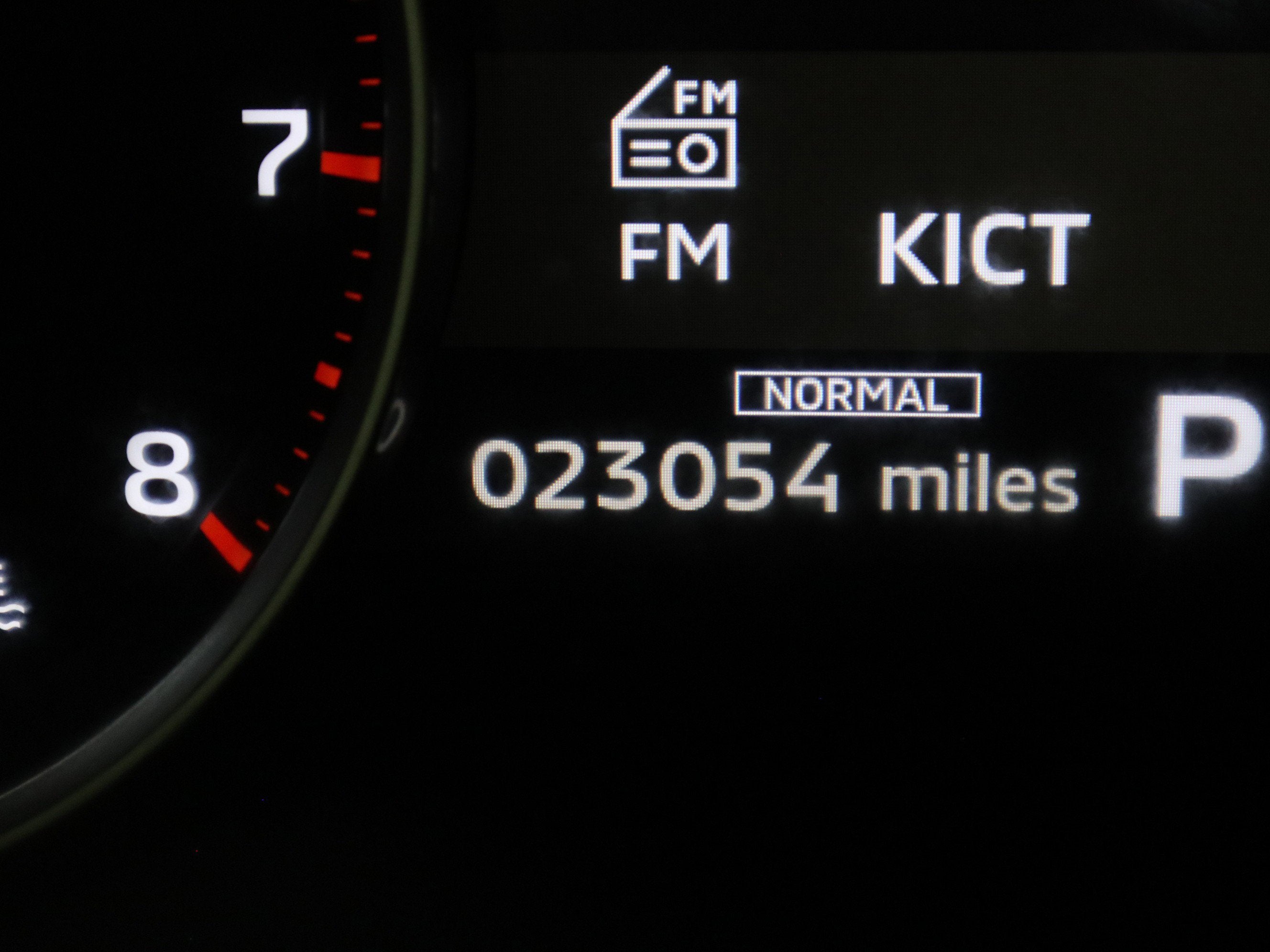 2025 Mitsubishi Outlander ES AWD