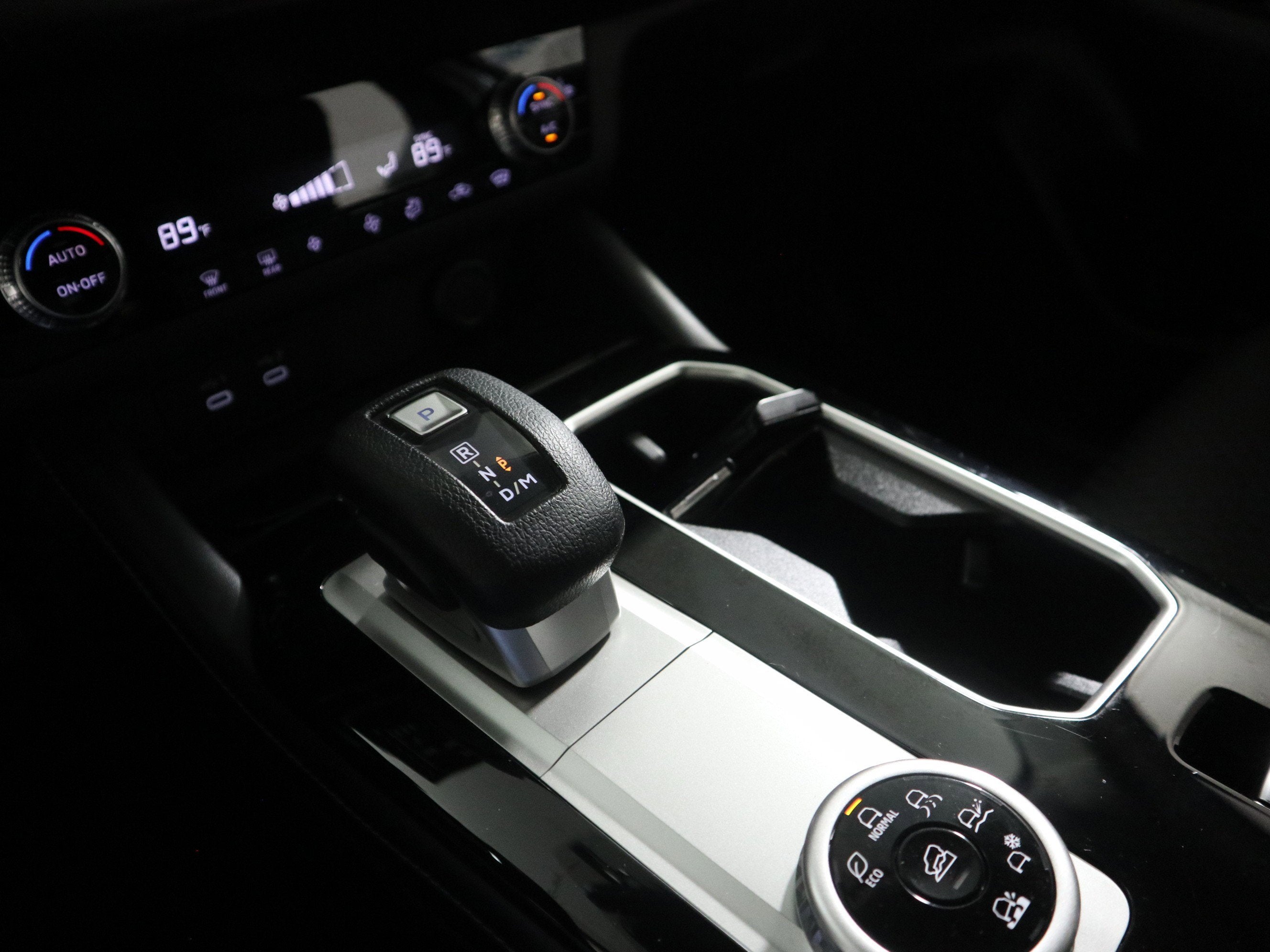 2025 Mitsubishi Outlander ES AWD