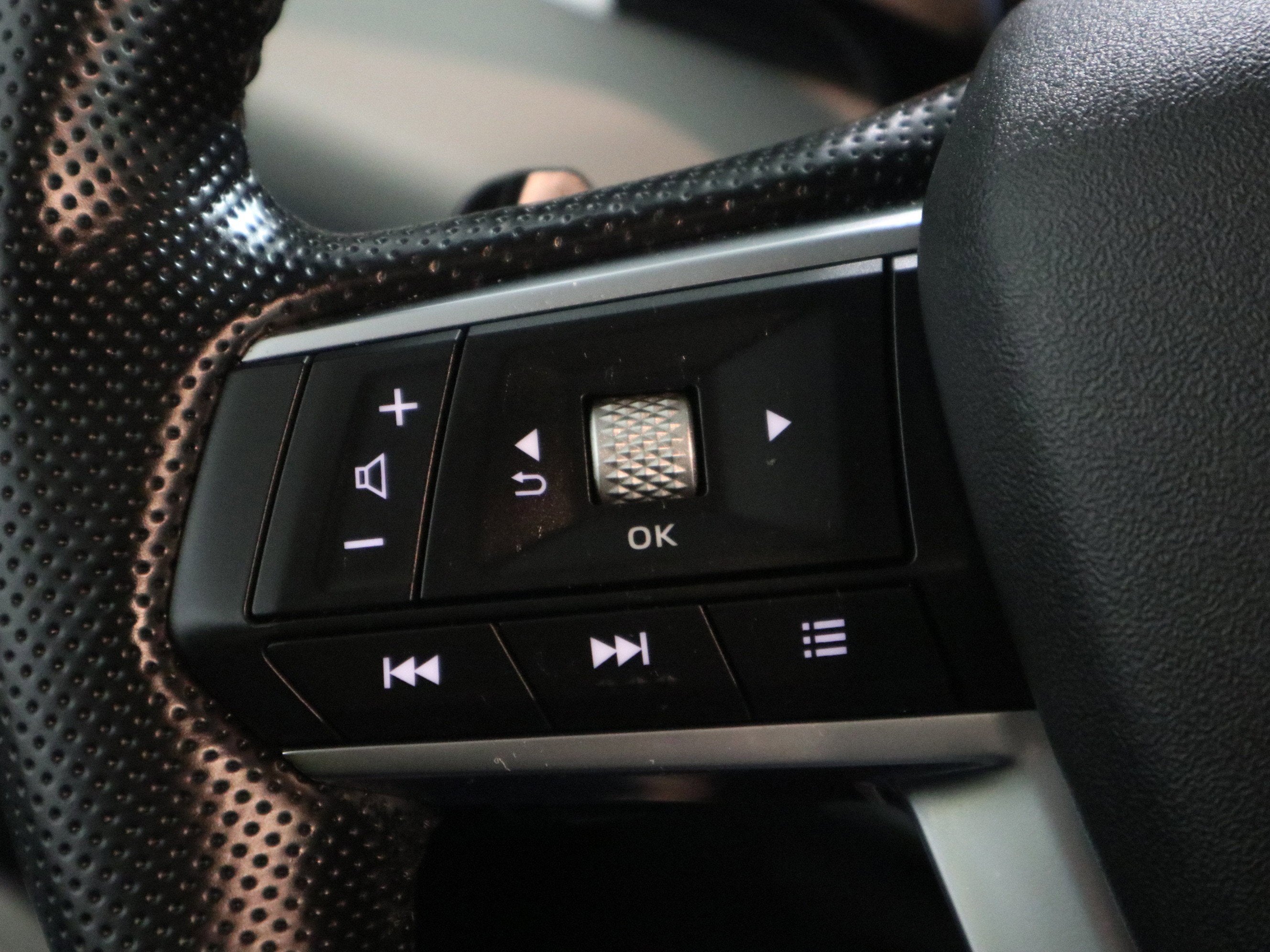 2024 Mitsubishi Outlander Plug-In Hybrid SEL 4WD