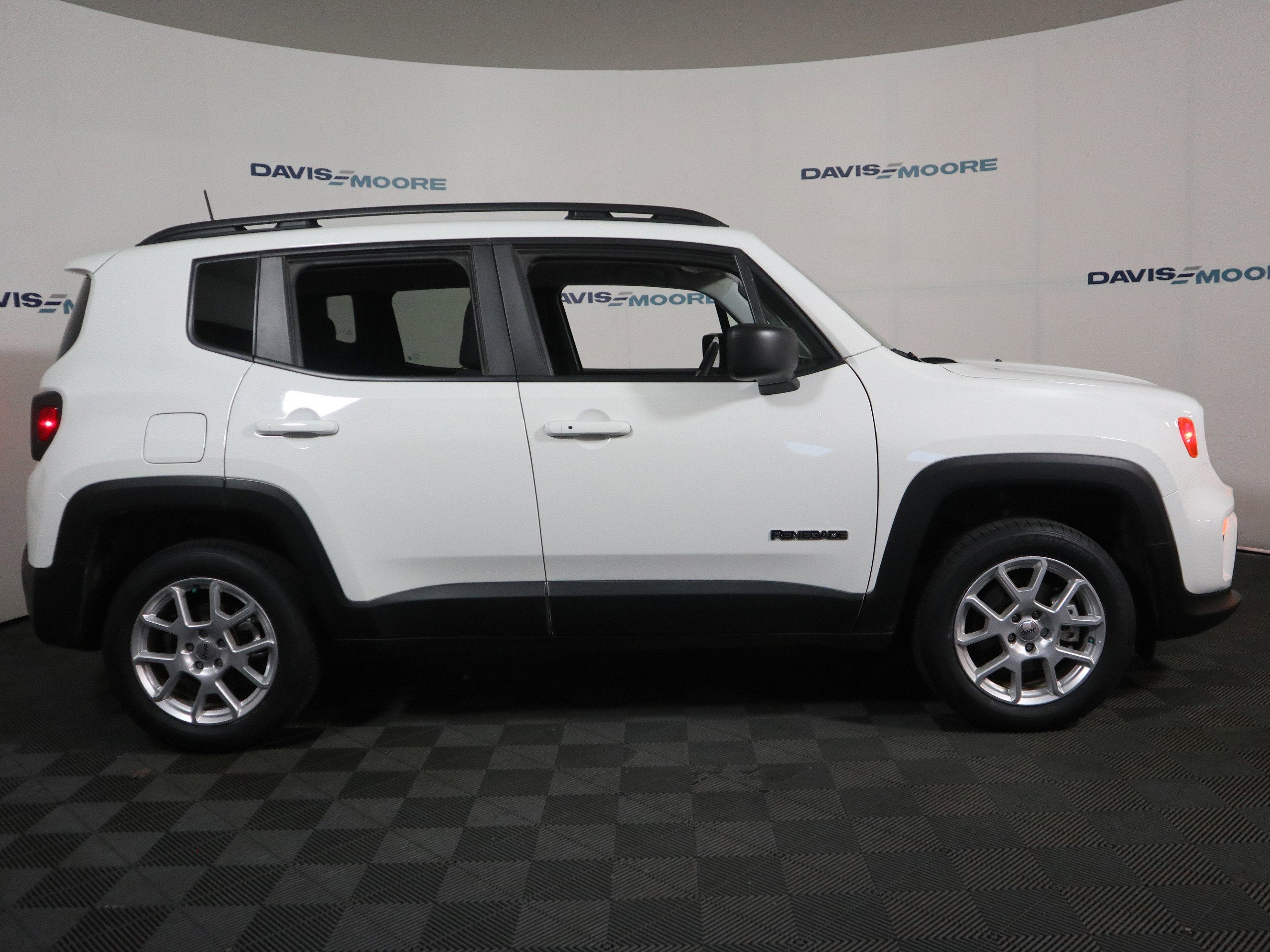 2022 Jeep Renegade Latitude 4x4