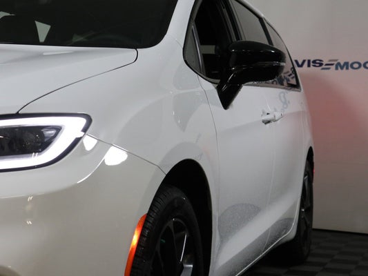 2024 Chrysler Pacifica PACIFICA TOURING L in Wichita, KS - Davis-Moore Auto Group