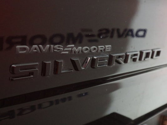 2023 Chevrolet Silverado 1500 4WD Crew Cab Short Bed High Country in Wichita, KS - Davis-Moore Auto Group