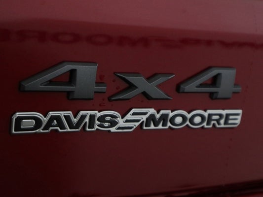 2024 Jeep Compass COMPASS LATITUDE 4X4 in Wichita, KS - Davis-Moore Auto Group