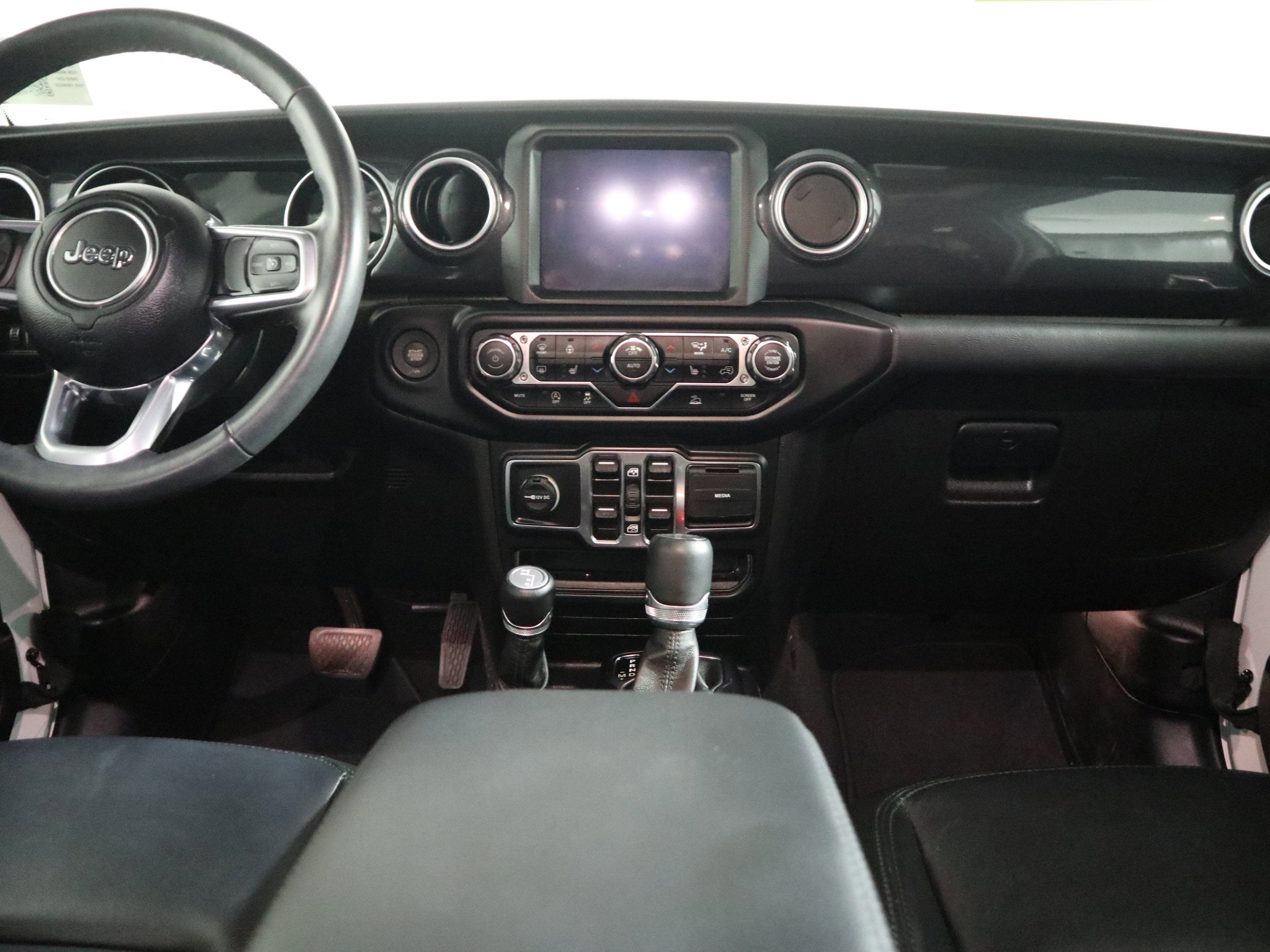 2022 Jeep Wrangler Unlimited Sahara Altitude 4x4