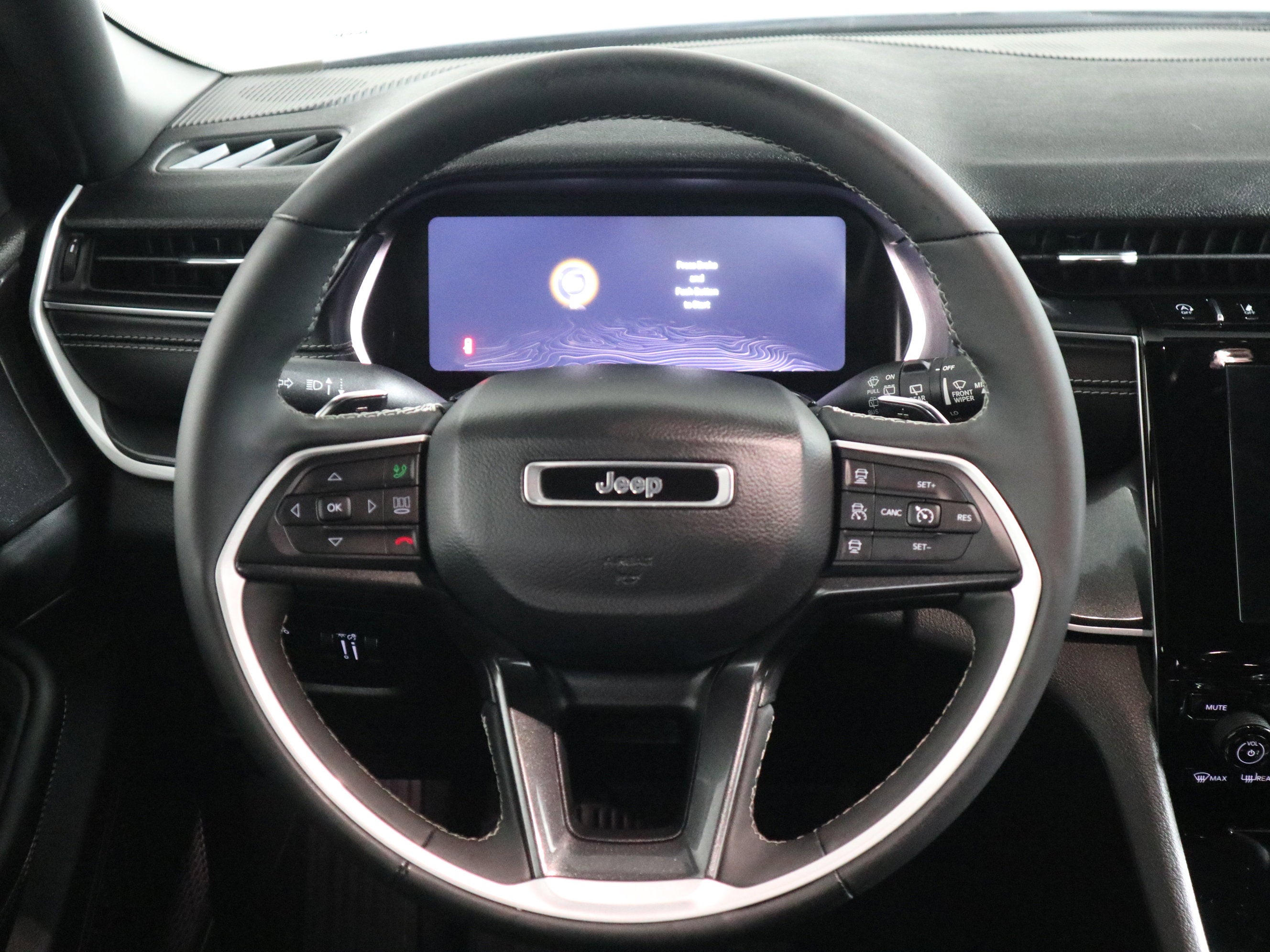 2023 Jeep Grand Cherokee L Altitude 4x4