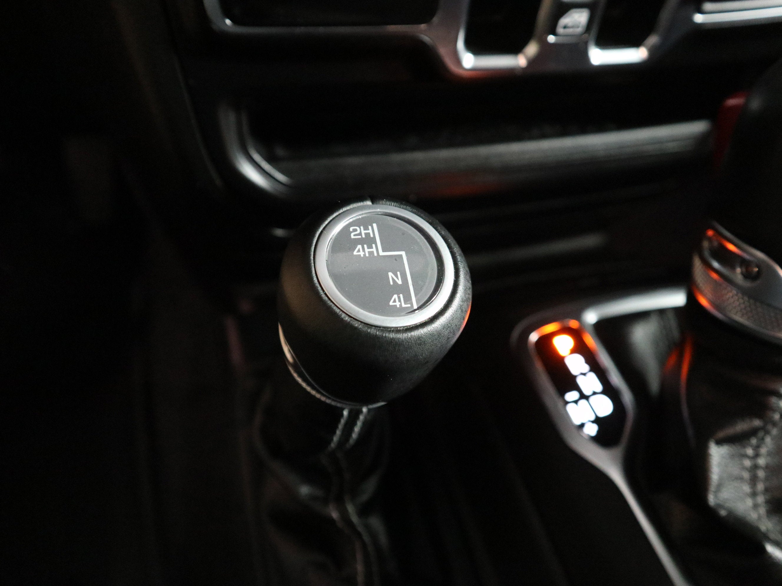 2022 Jeep Gladiator Overland 4x4