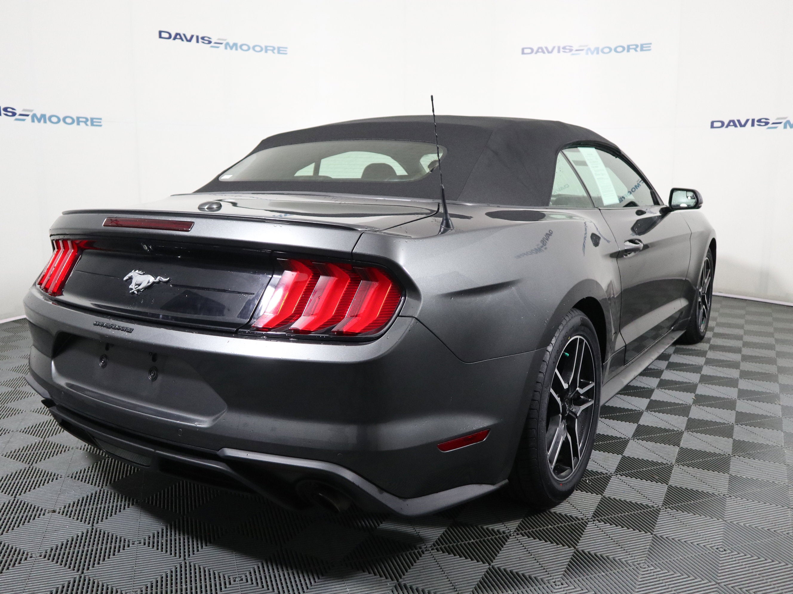 2019 Ford Mustang EcoBoost Premium