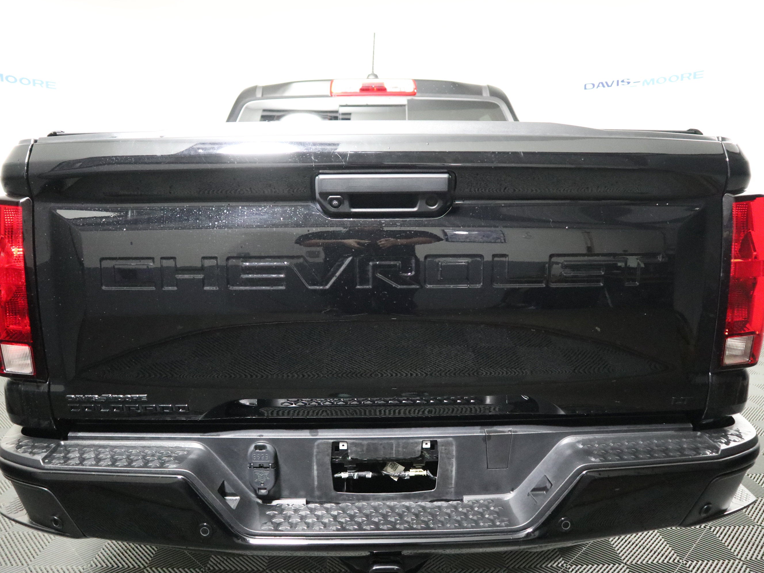 2023 Chevrolet Colorado 2WD LT Crew Cab