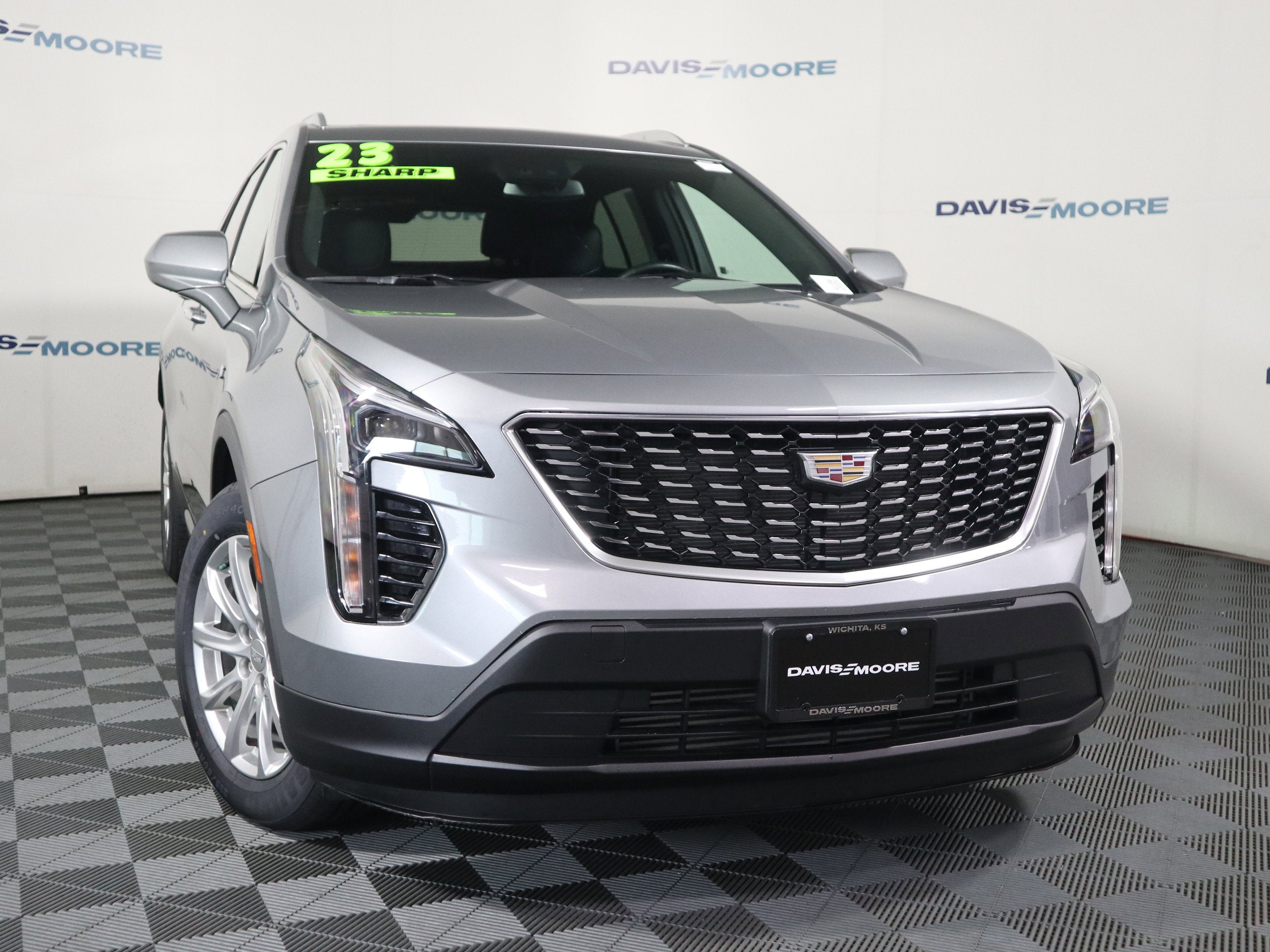 2023 Cadillac XT4 FWD Luxury