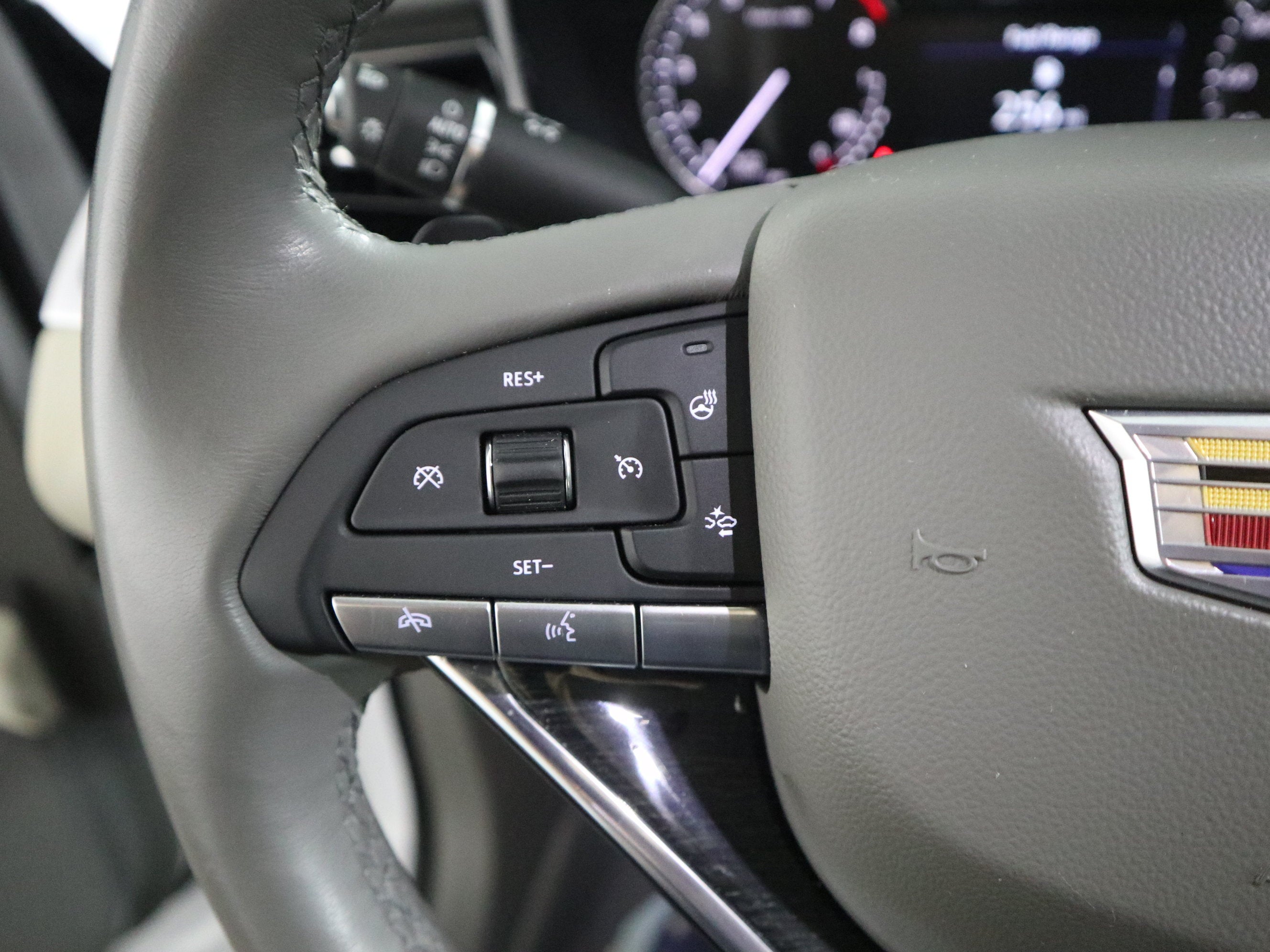 2024 Cadillac XT6 FWD Premium Luxury