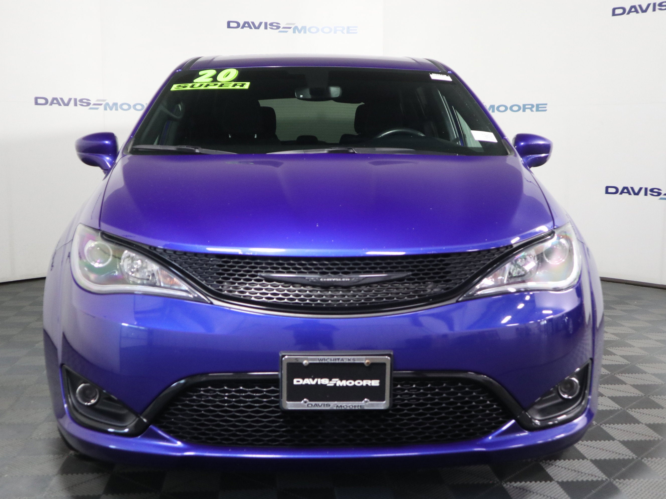 2020 Chrysler Pacifica Touring