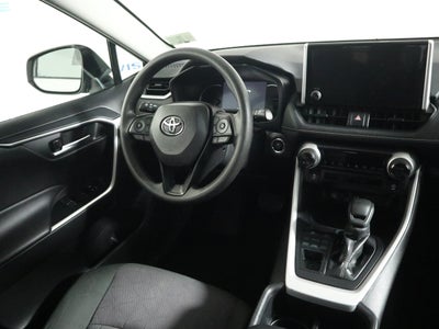 2025 Toyota RAV4 XLE AWD