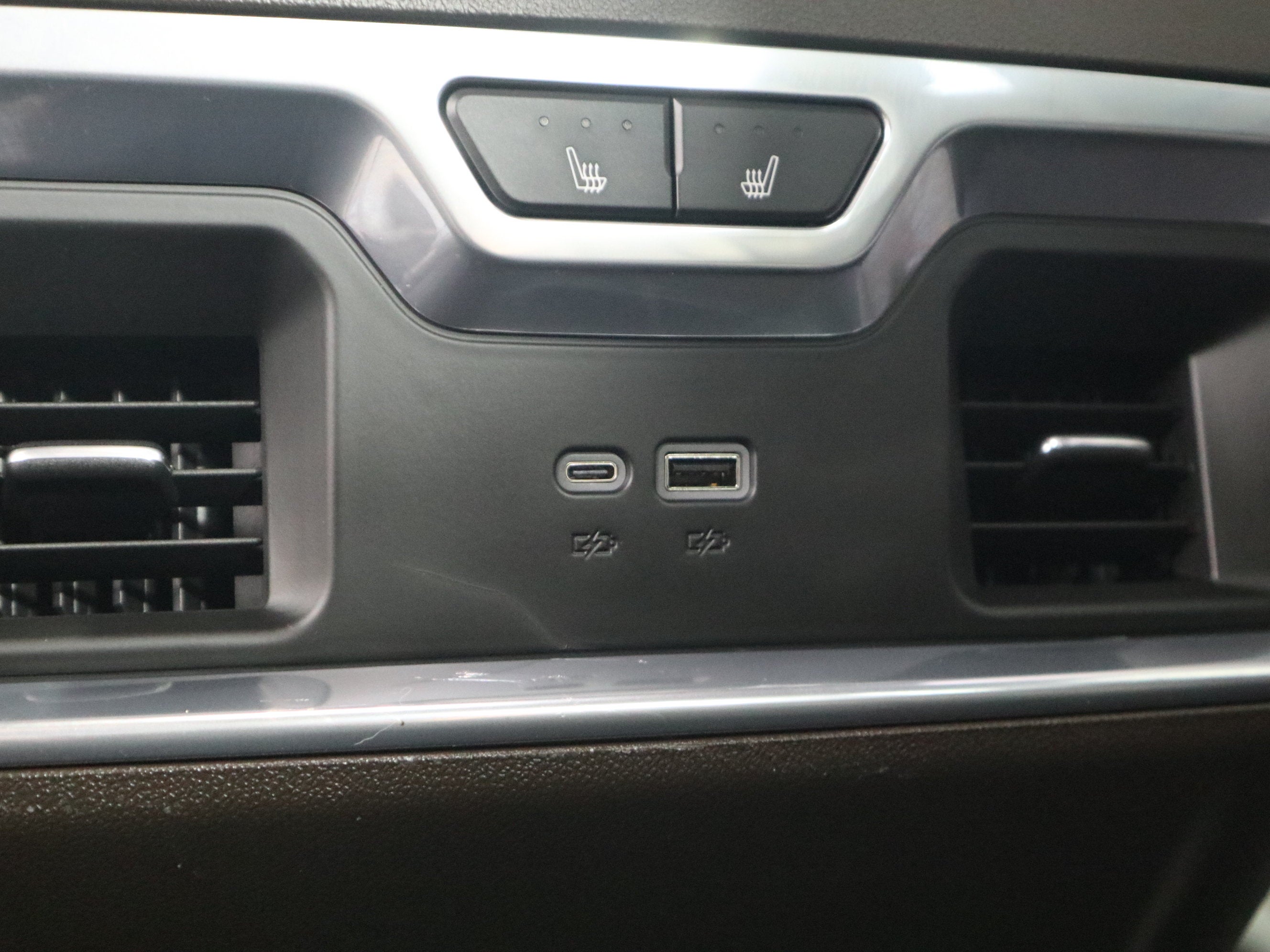 2024 GMC Sierra 1500 SLT Crew Cab 4WD