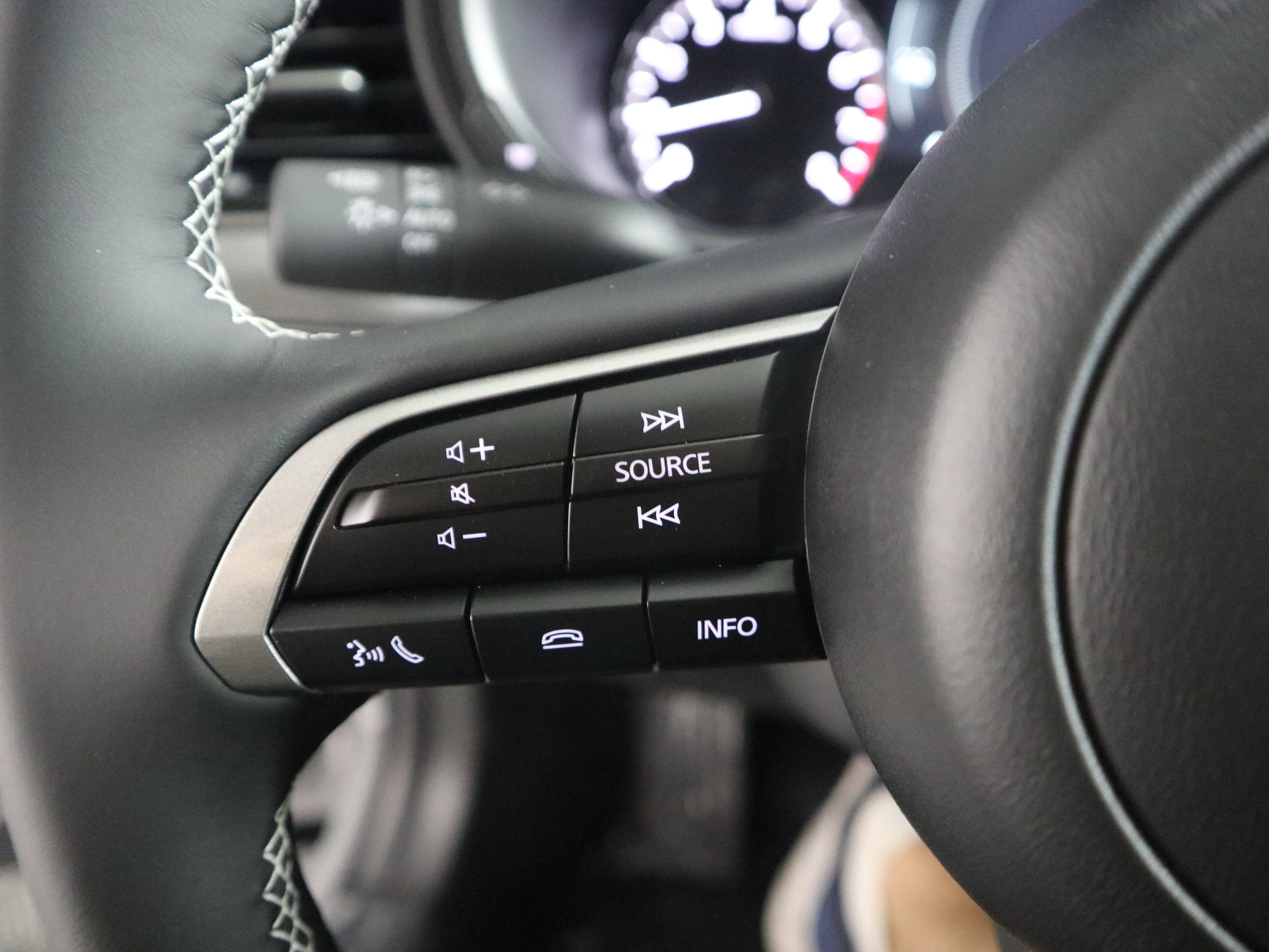 2026 Mazda Mazda CX-30 2.5 S Aire Edition