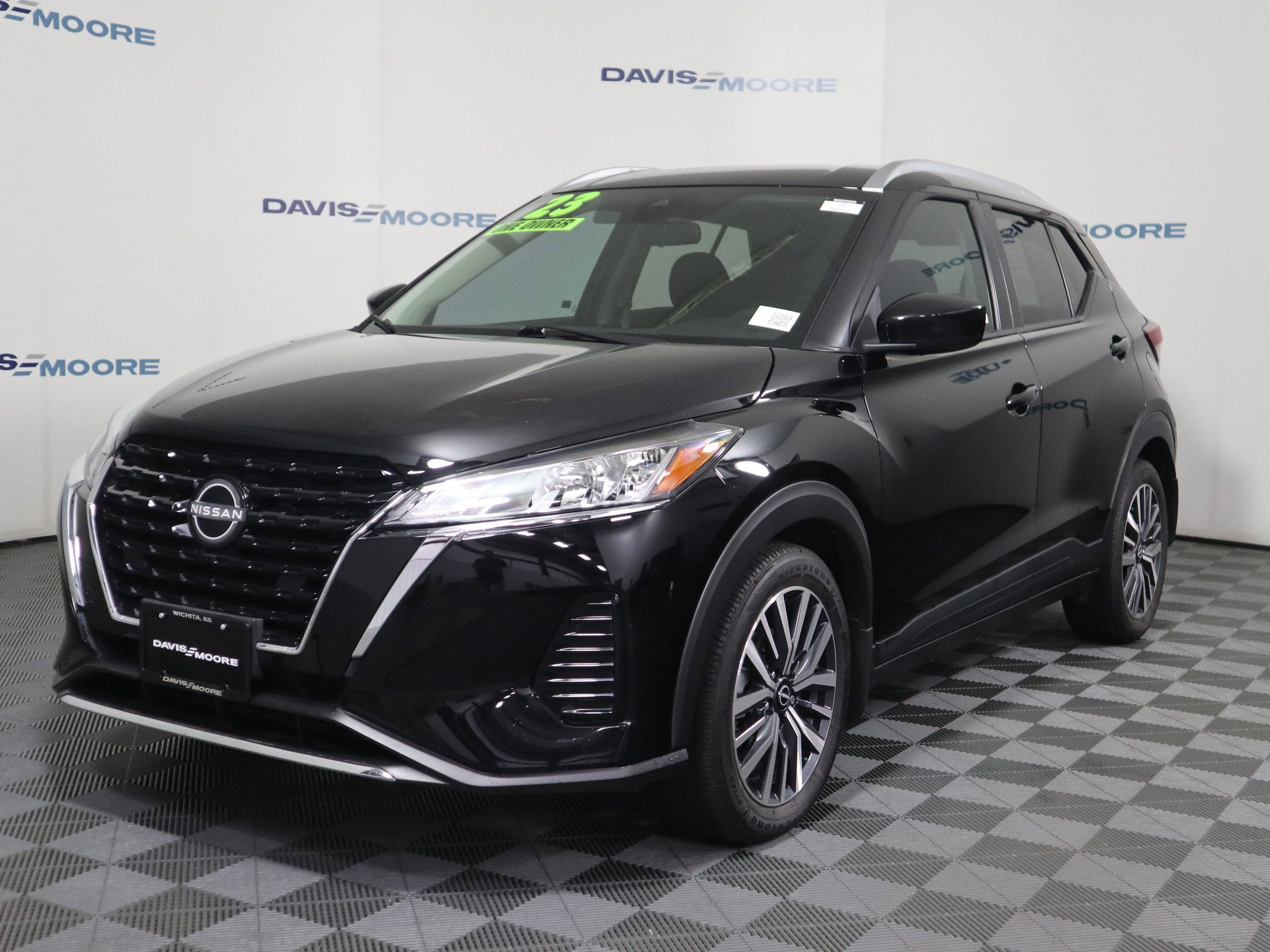 2023 Nissan Kicks SV