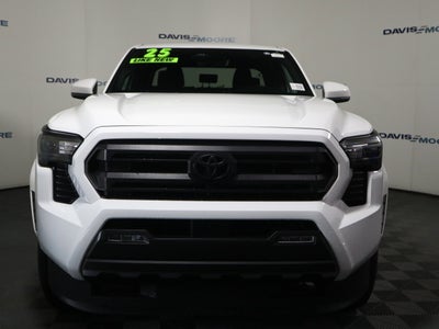 2025 Toyota Tacoma 4WD SR5