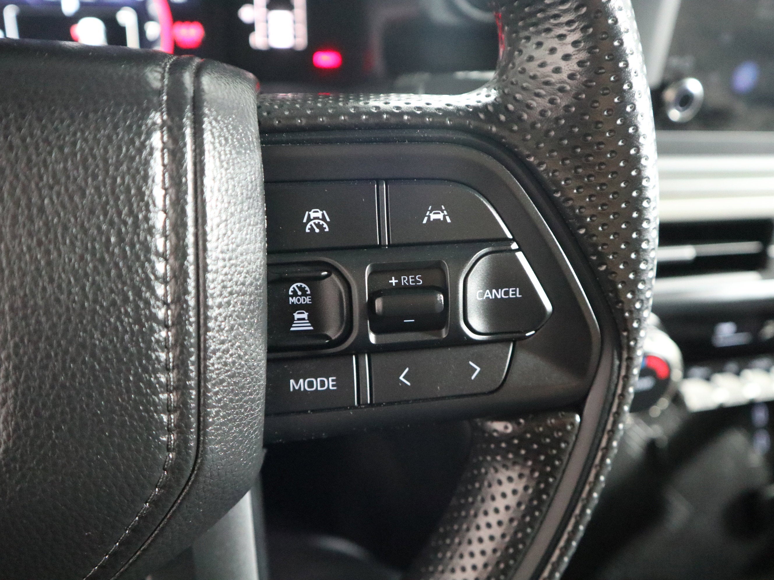2025 Toyota Tacoma 4WD SR5