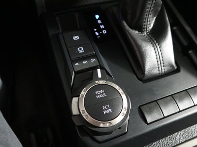 2025 Toyota Tacoma 4WD SR5