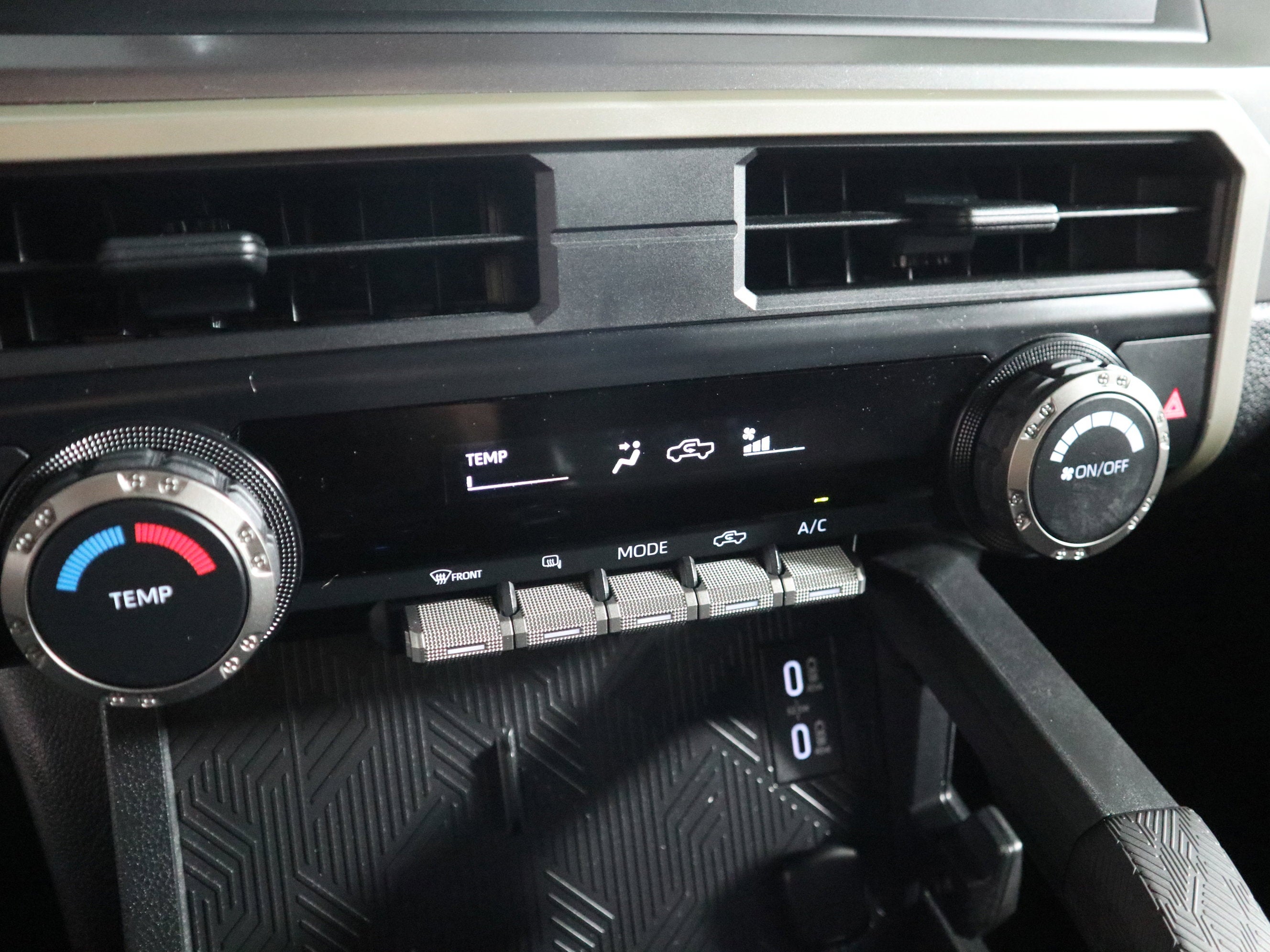 2025 Toyota Tacoma 4WD SR5