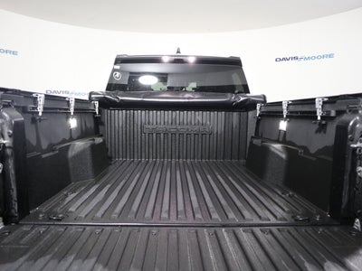 2025 Toyota Tacoma 4WD SR5