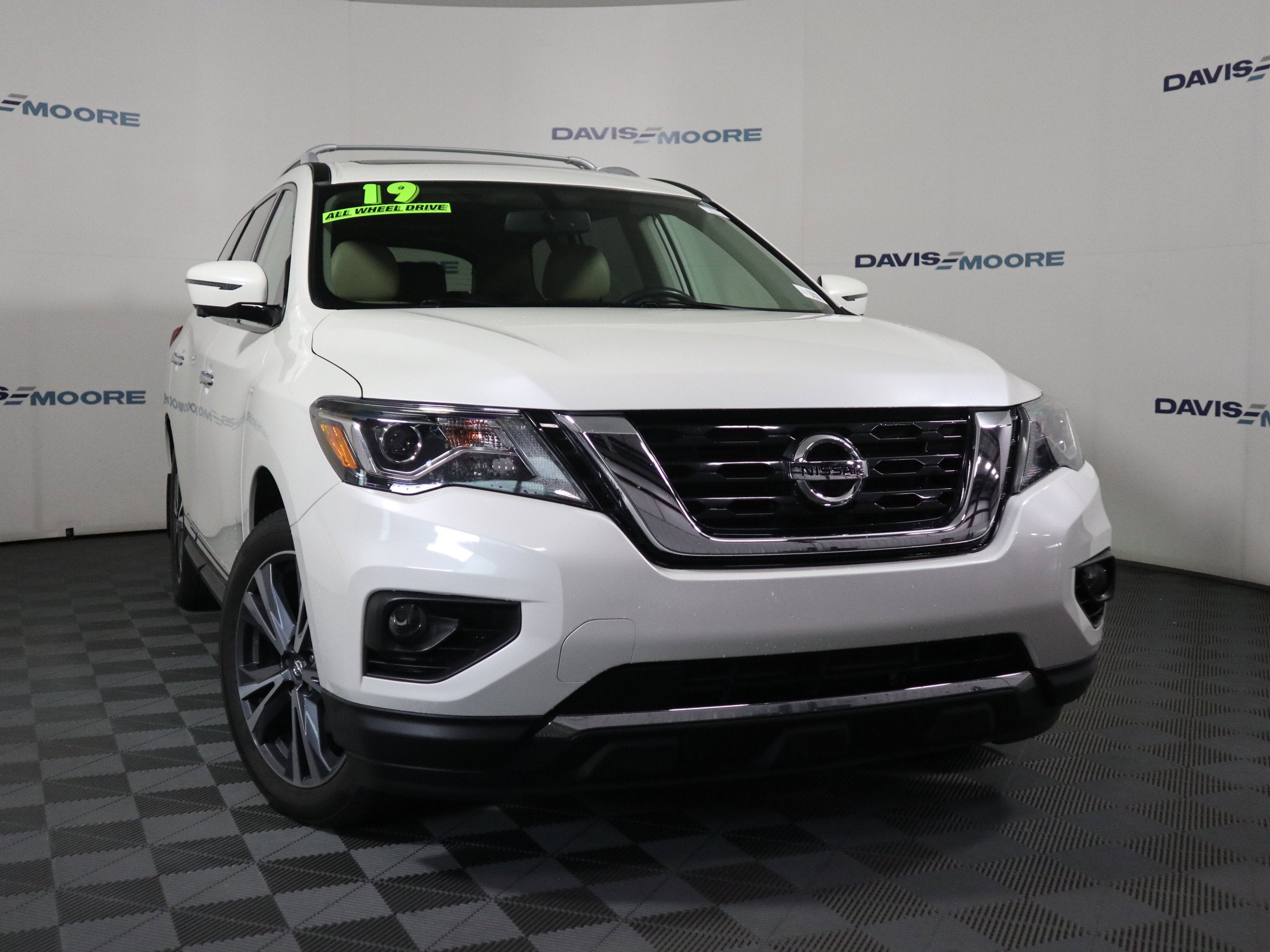 2019 Nissan Pathfinder Platinum 4x4