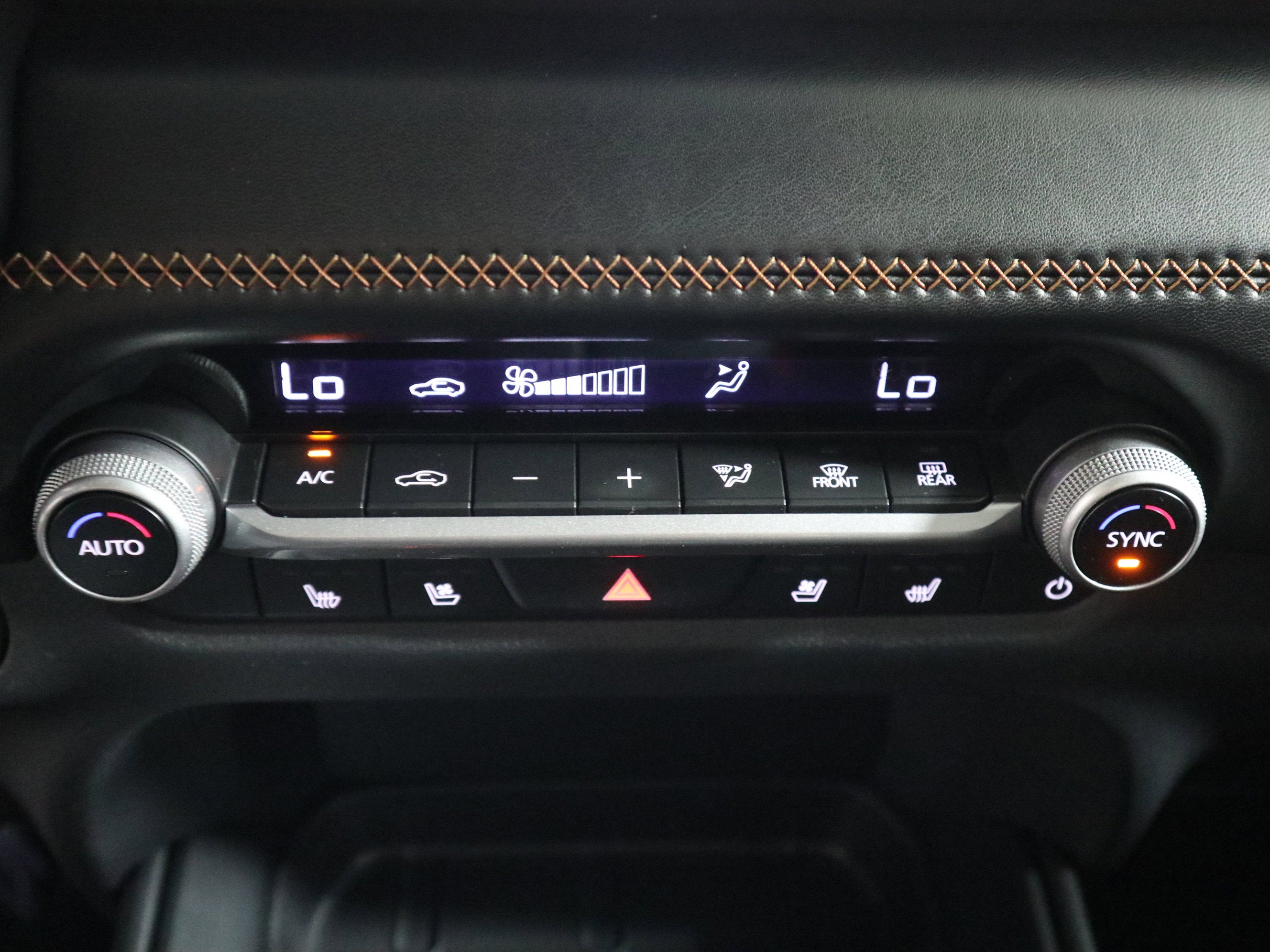 2026 Mazda Mazda CX-50 Hybrid Premium AWD