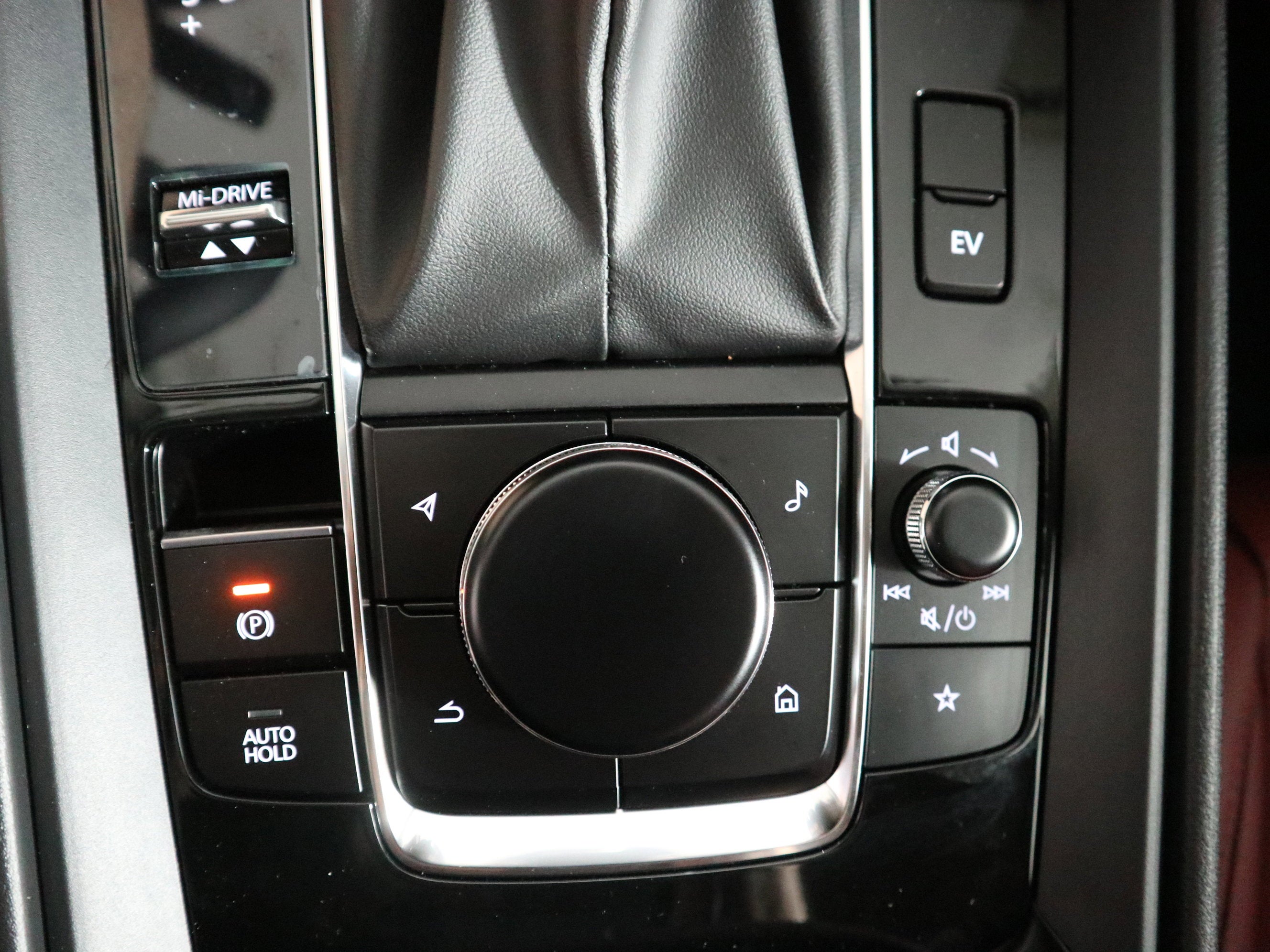 2026 Mazda Mazda CX-50 Hybrid Premium Plus AWD