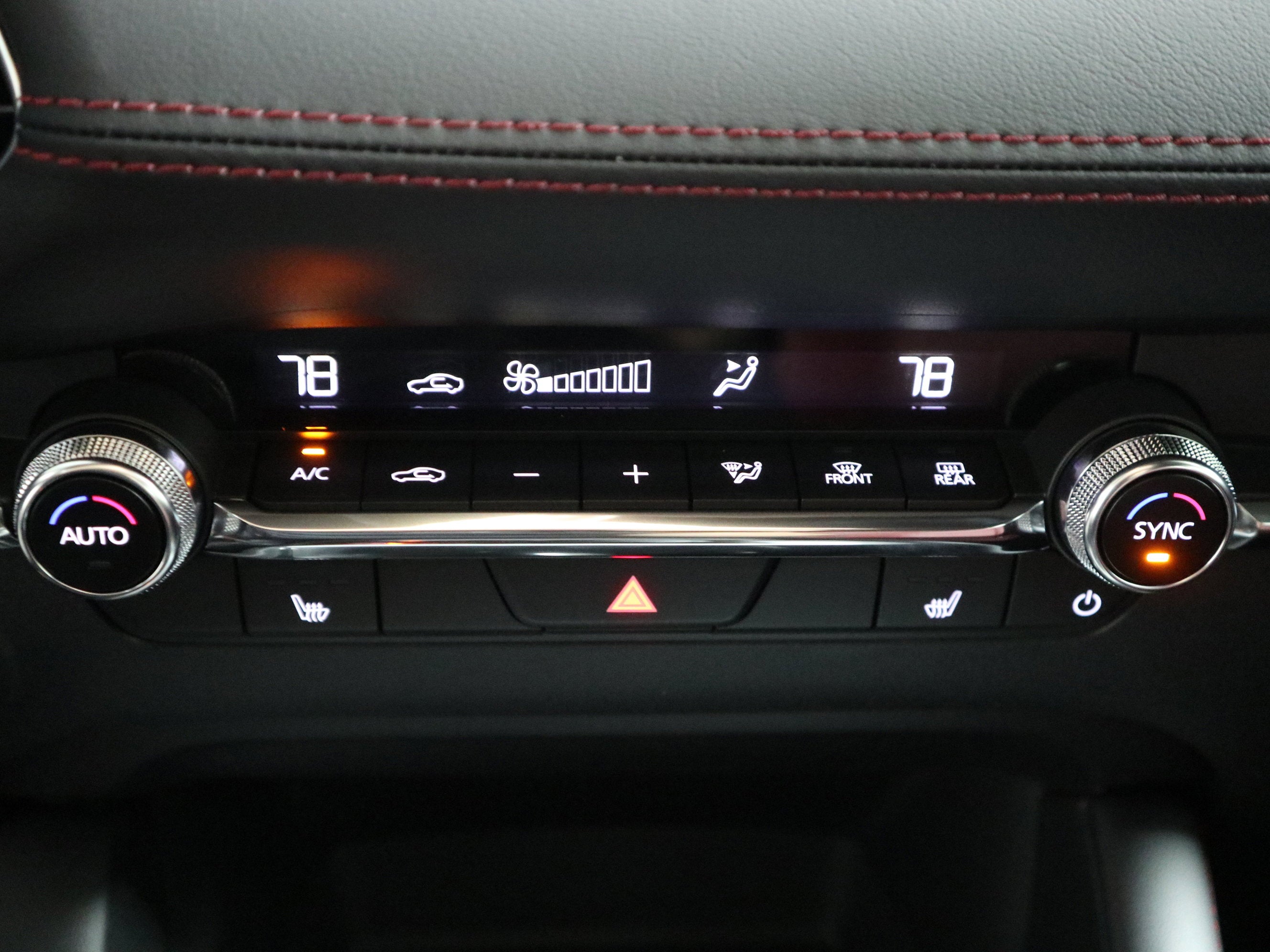 2026 Mazda Mazda3 Hatchback 2.5 S Carbon Edition AWD