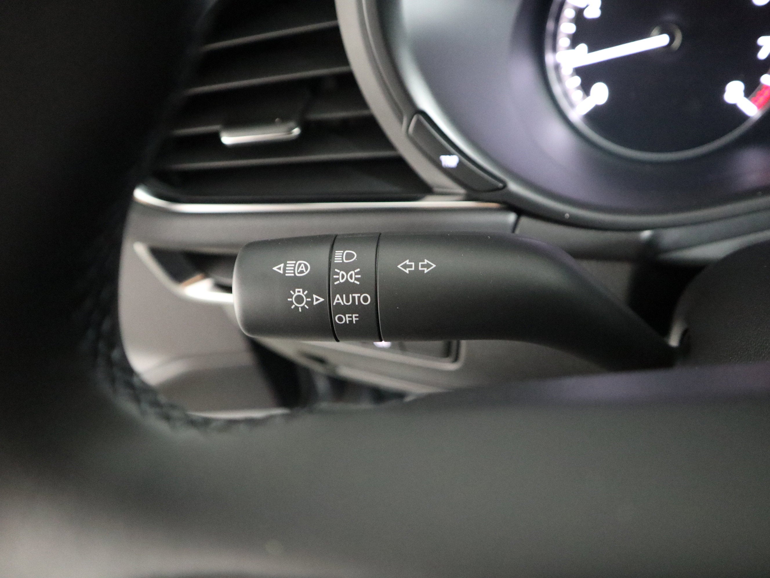 2026 Mazda Mazda3 Hatchback 2.5 S Carbon Edition AWD