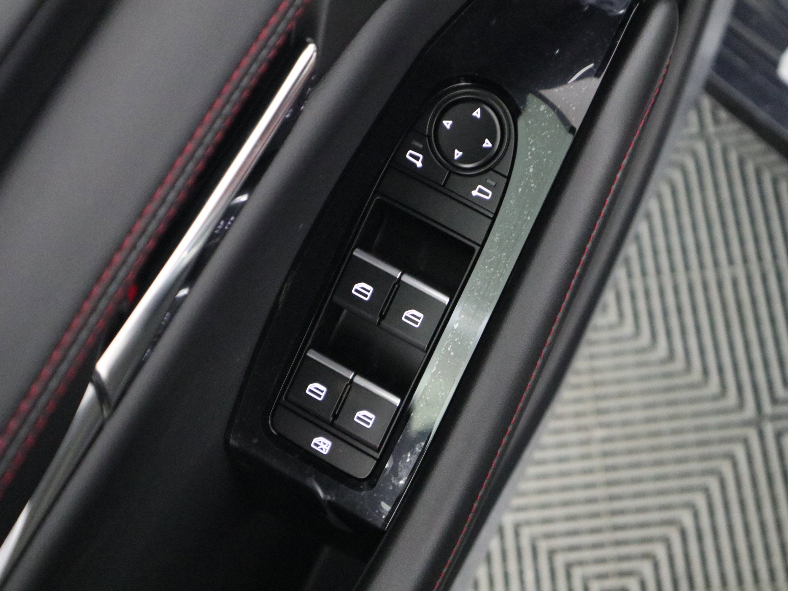 2026 Mazda Mazda3 Hatchback 2.5 S Carbon Edition AWD