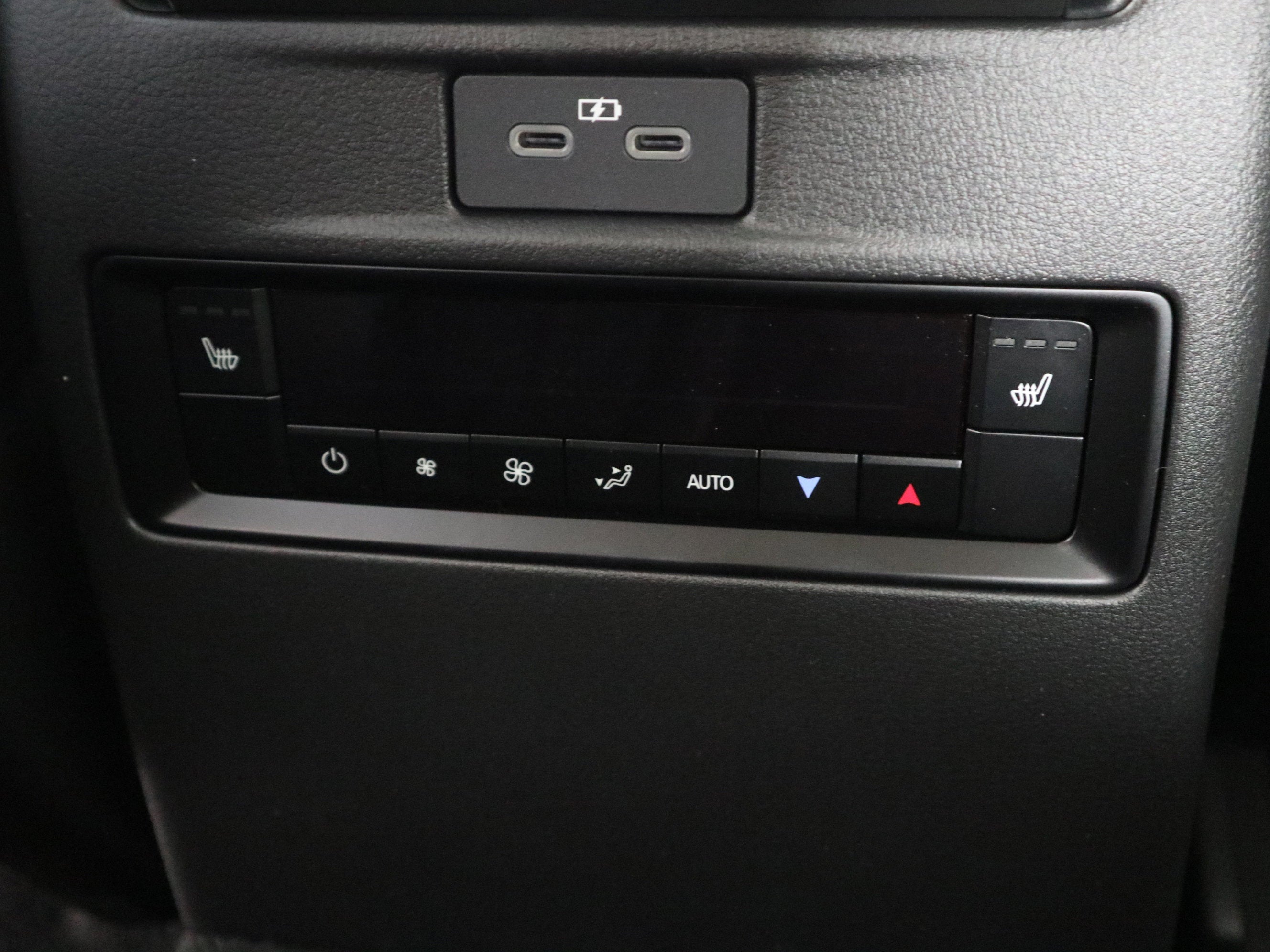 2026 Mazda Mazda CX-70 Plug-In Hybrid SC Plus AWD