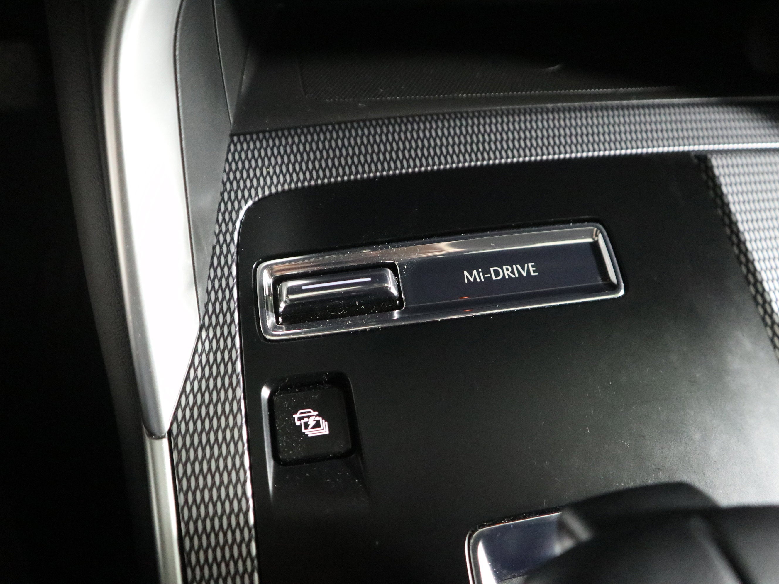 2025 Mazda Mazda CX-70 PHEV Premium Package AWD