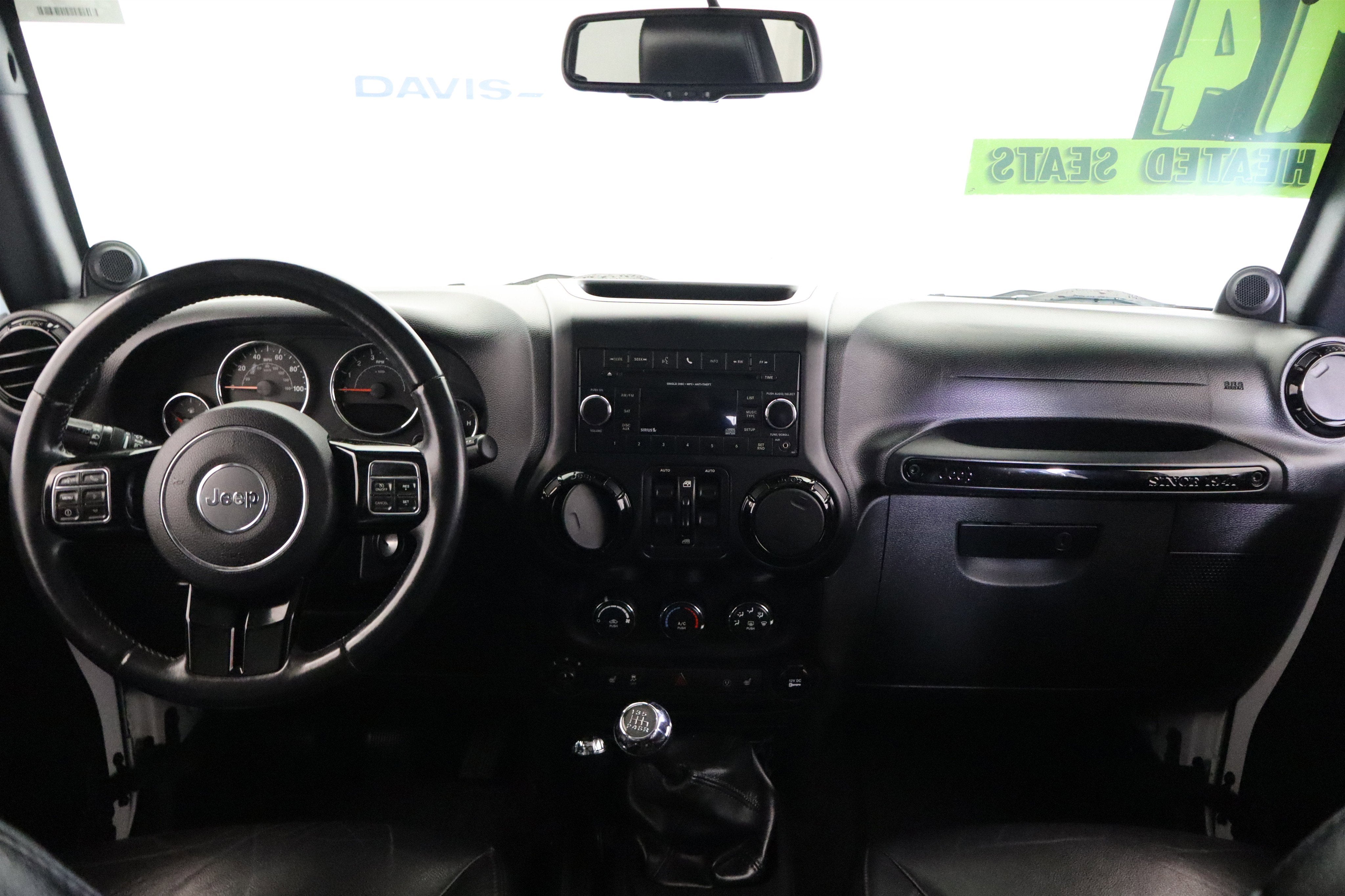 2014 Jeep Wrangler Unlimited Altitude 4WD