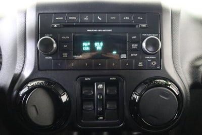 2014 Jeep Wrangler Unlimited Altitude 4WD