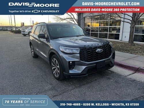 2025 Ford Explorer ST-Line