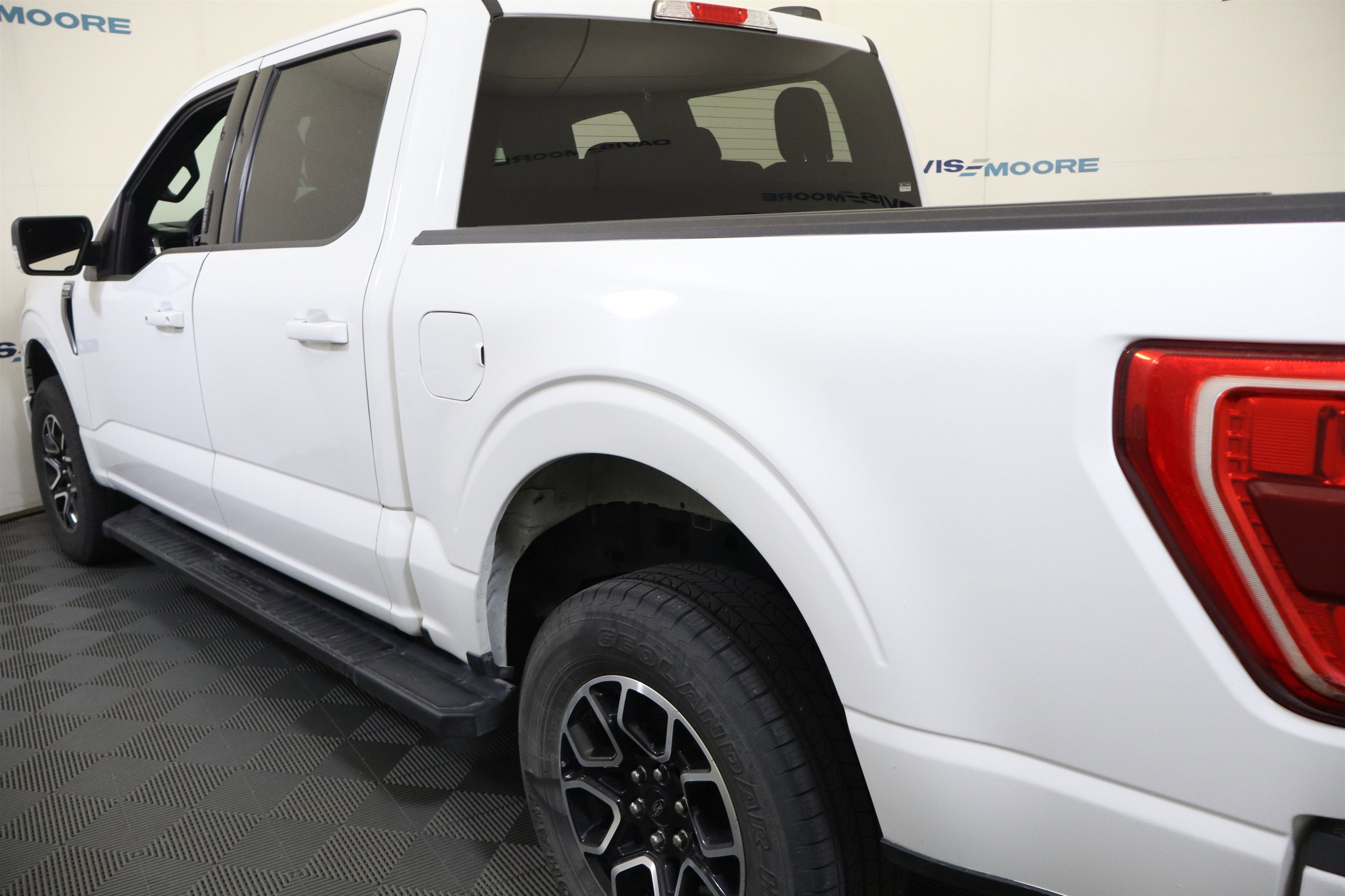 2023 Ford F-150 XLT 4WD
