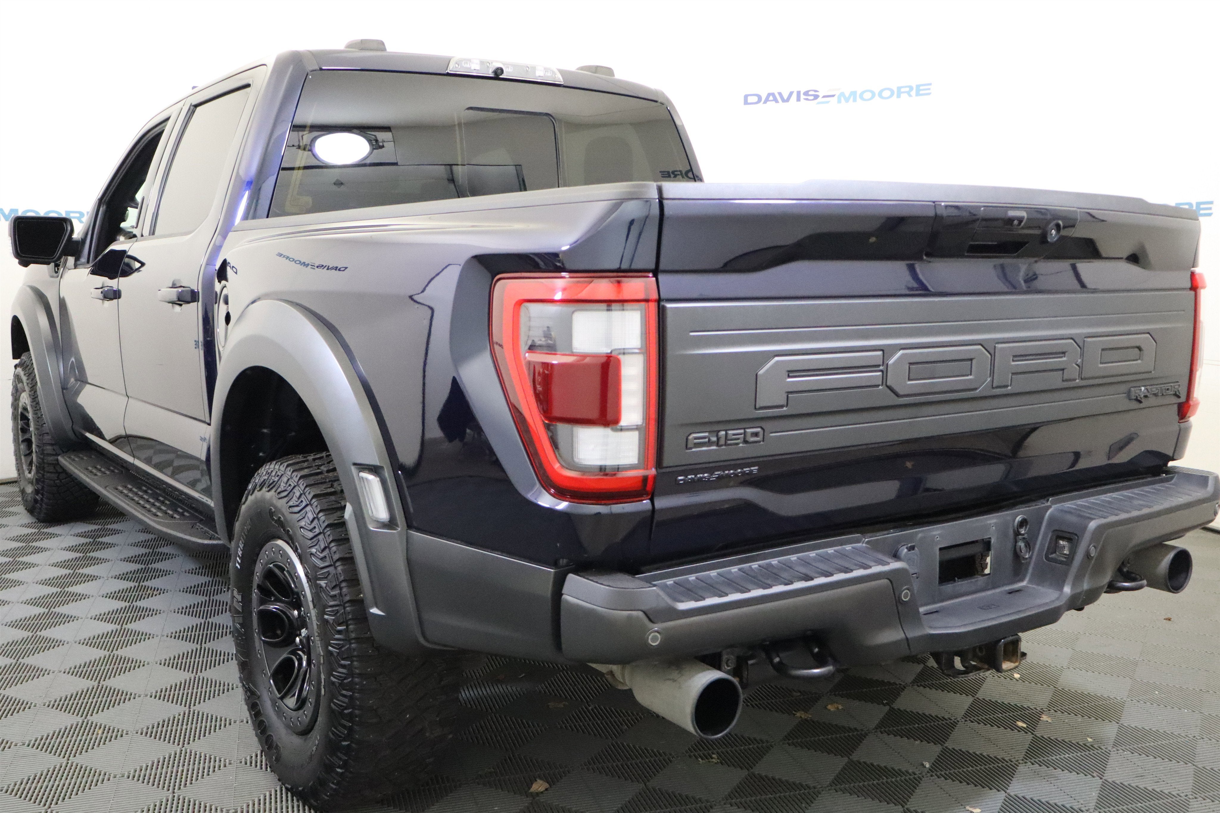 2023 Ford F-150 Raptor SuperCrew 4WD