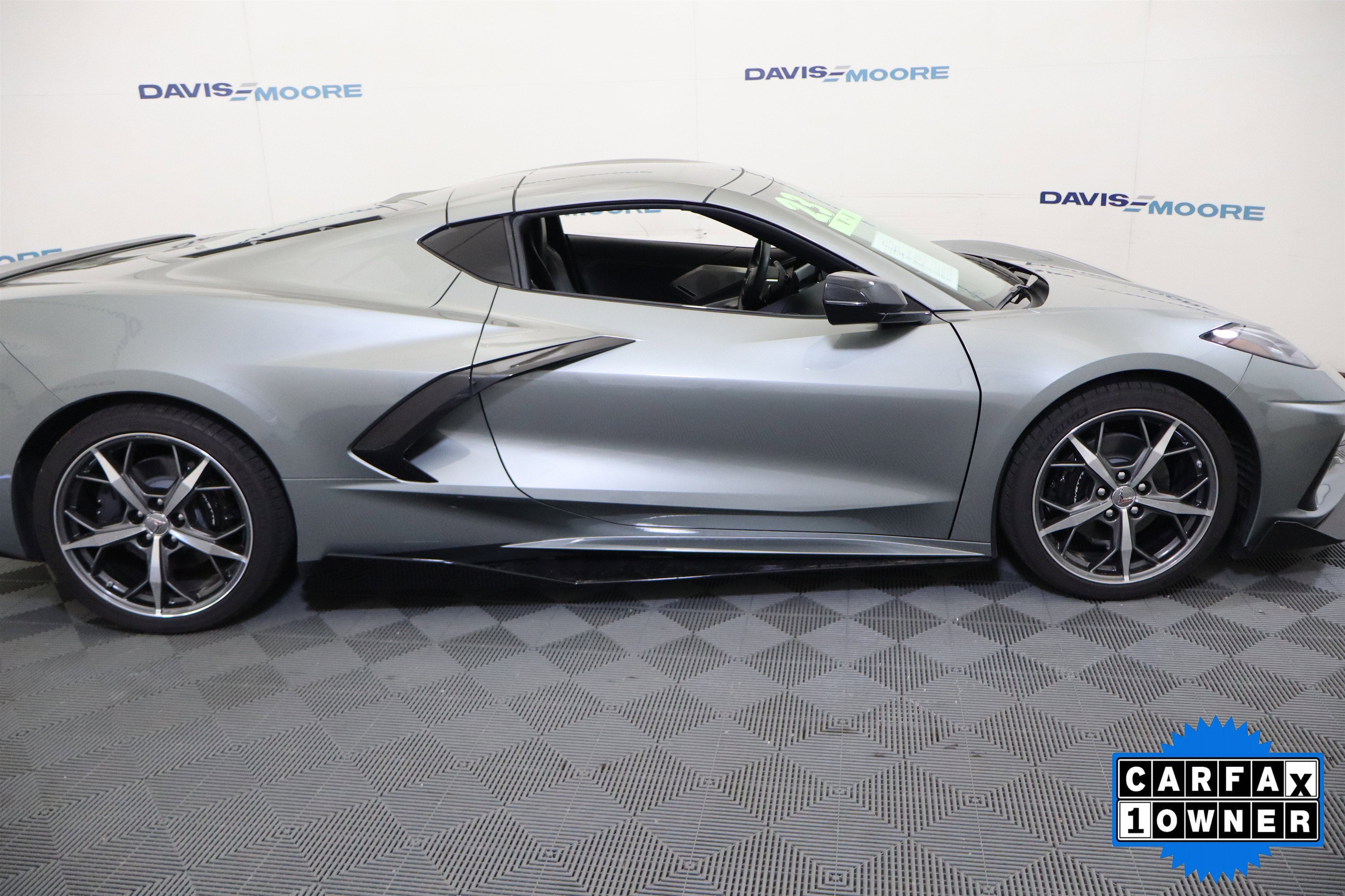 2023 Chevrolet Corvette 2LT