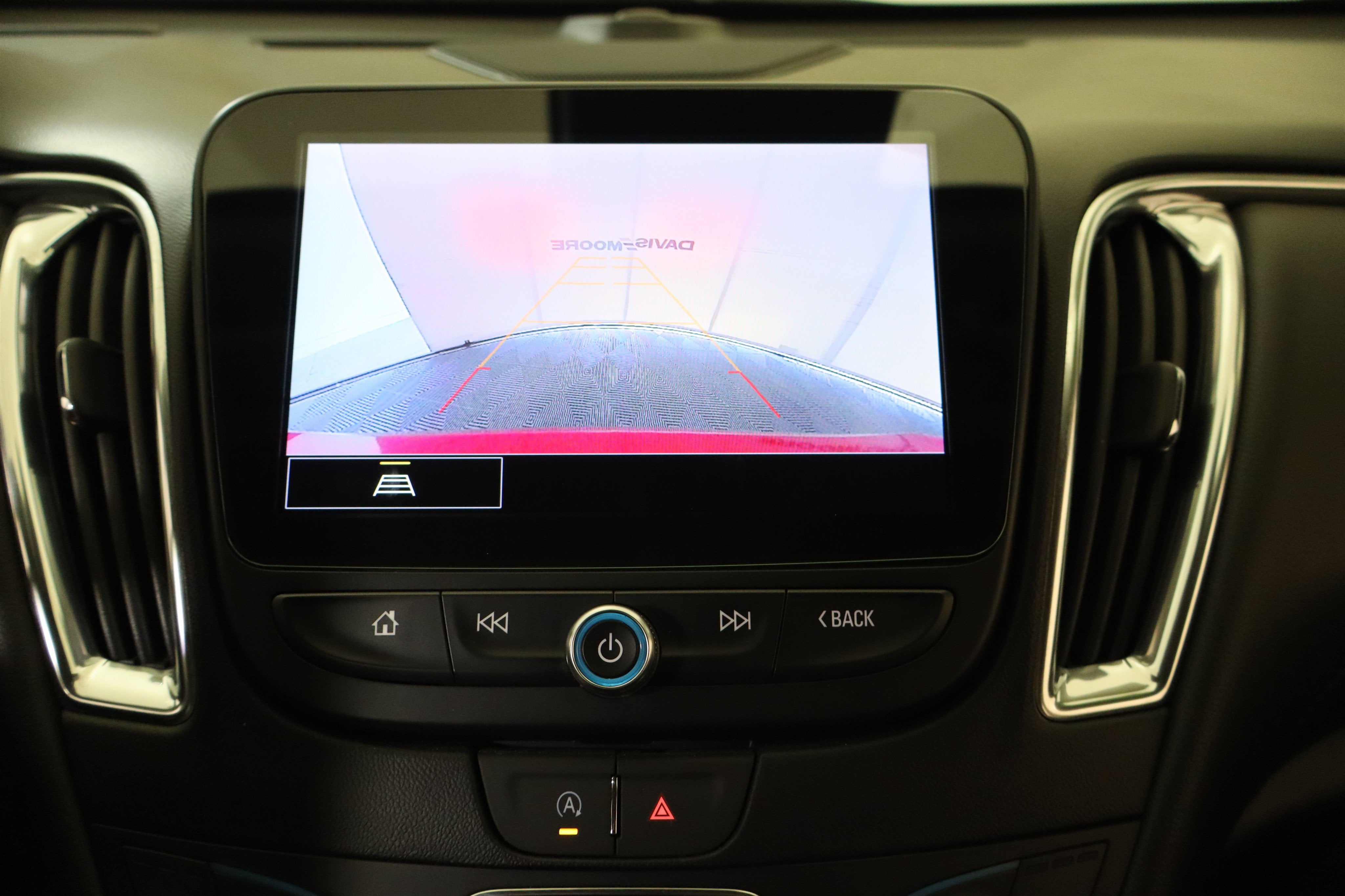 2024 Chevrolet Malibu 2LT - Photo 25