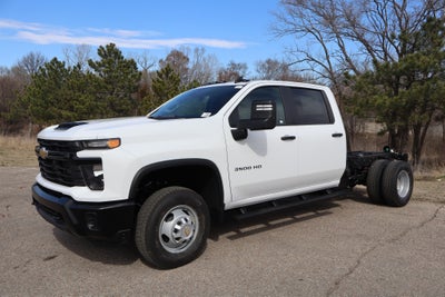 2026 Chevrolet Silverado 3500HD CC Work Truck Crew Cab 4WD