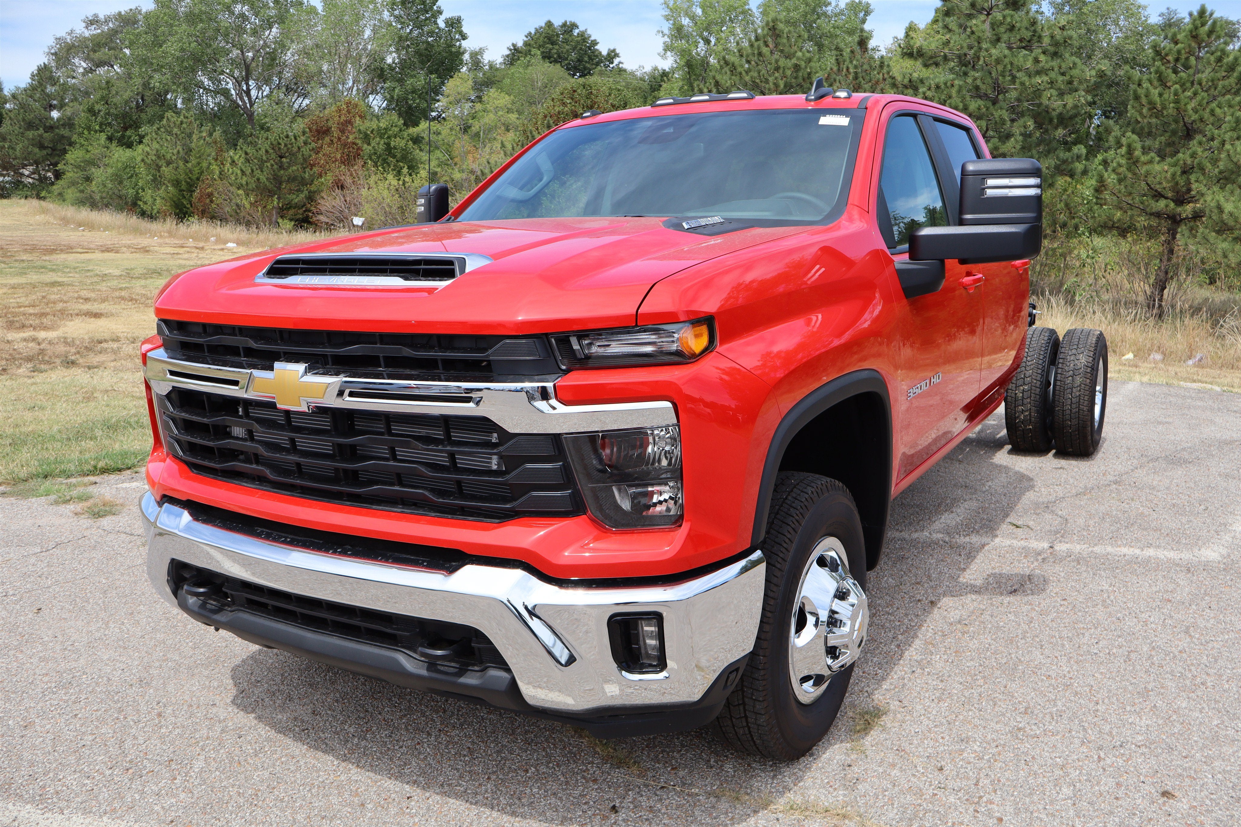 2026 Chevrolet Silverado 3500HD LT Crew Cab 4WD