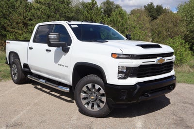 2026 Chevrolet Silverado 2500HD Custom Crew Cab 4WD