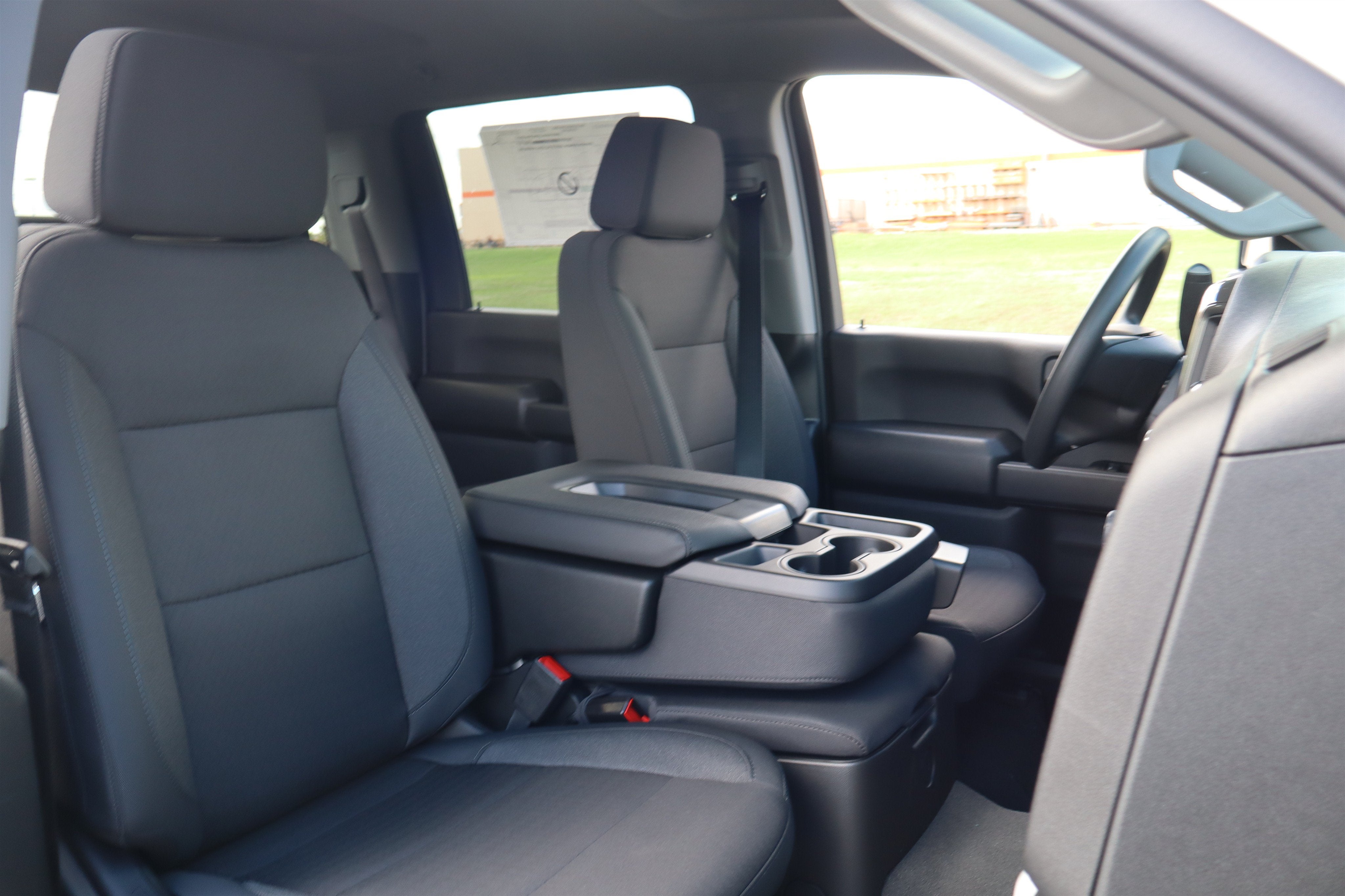 2026 Chevrolet Silverado 2500HD Custom Crew Cab 4WD