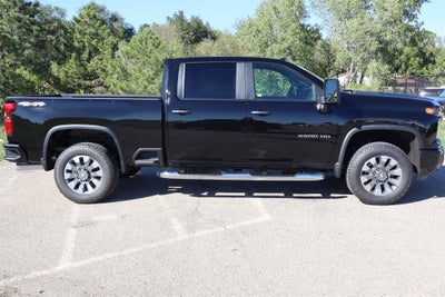 2026 Chevrolet Silverado 2500HD Custom Crew Cab 4WD