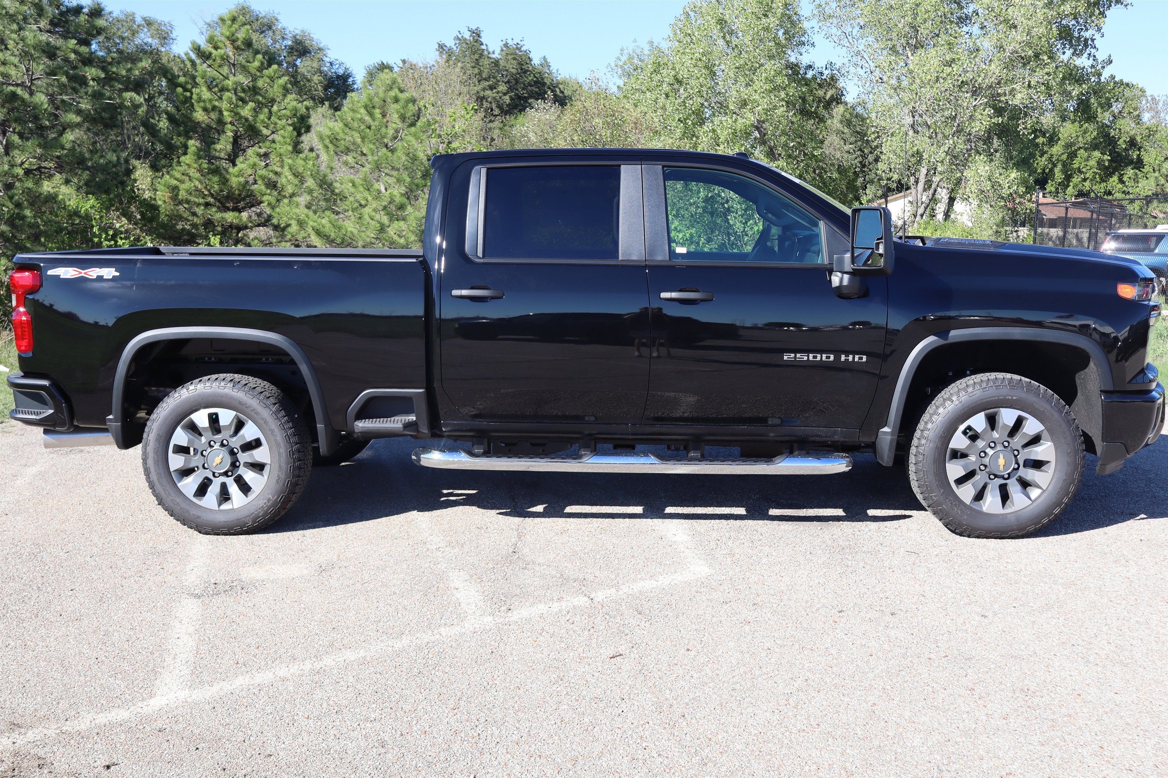2026 Chevrolet Silverado 2500HD Custom Crew Cab 4WD