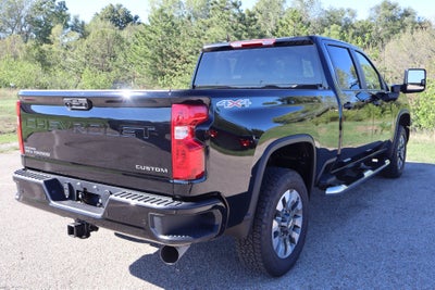 2026 Chevrolet Silverado 2500HD Custom Crew Cab 4WD