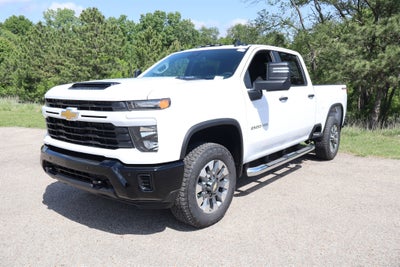 2026 Chevrolet Silverado 2500HD Custom Crew Cab 4WD