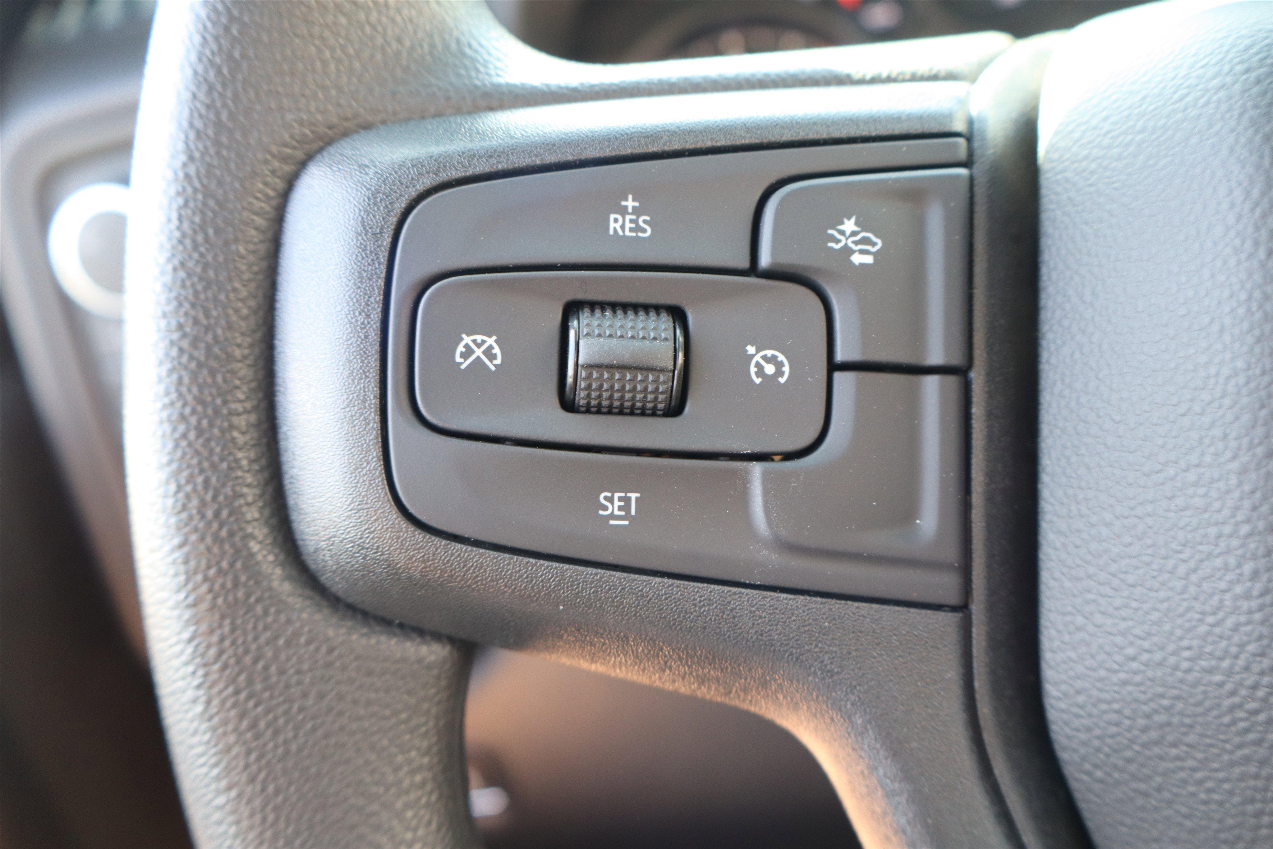 2026 Chevrolet Silverado 2500HD Custom Crew Cab 4WD