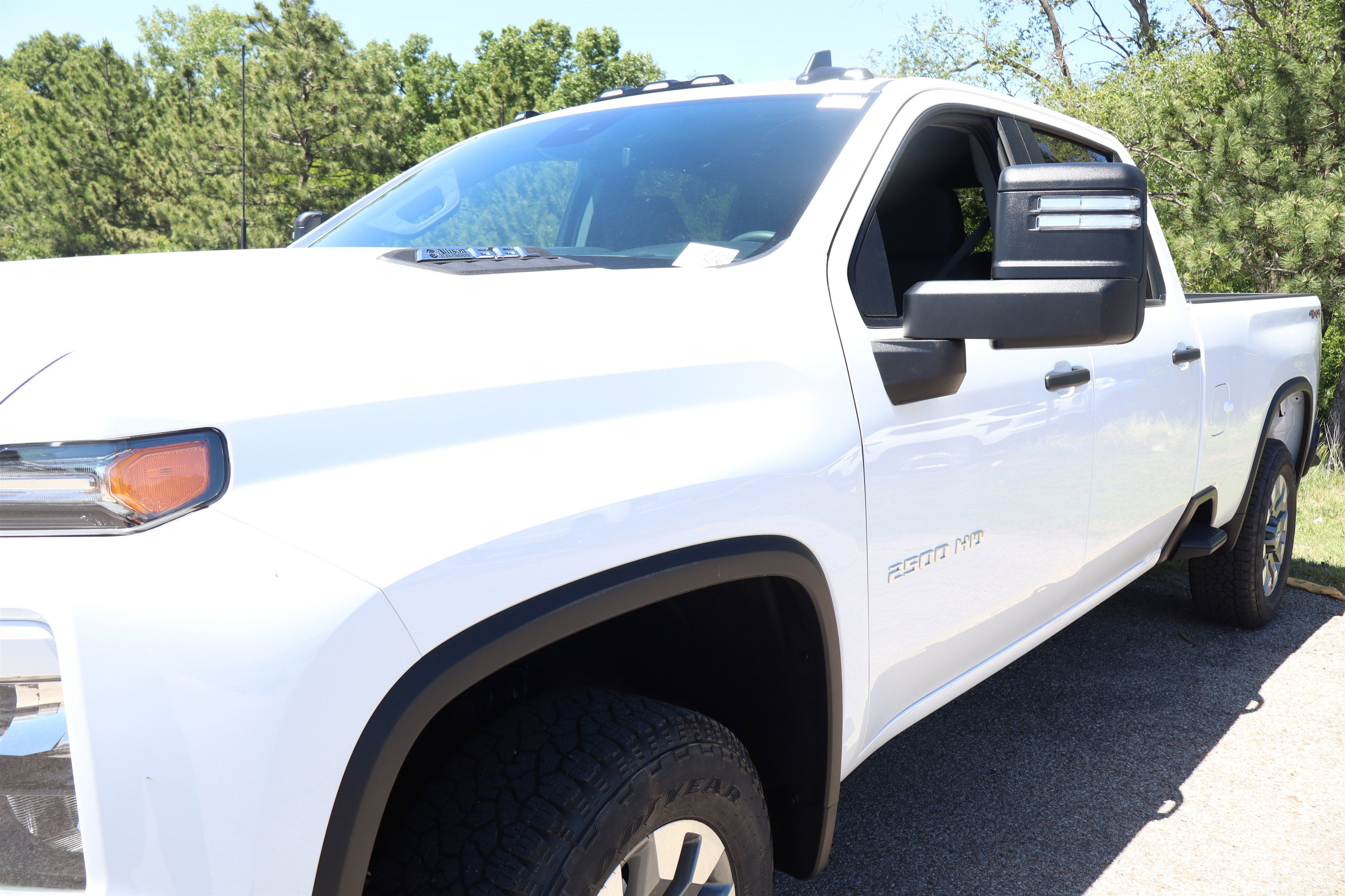 2026 Chevrolet Silverado 2500HD Custom Crew Cab 4WD