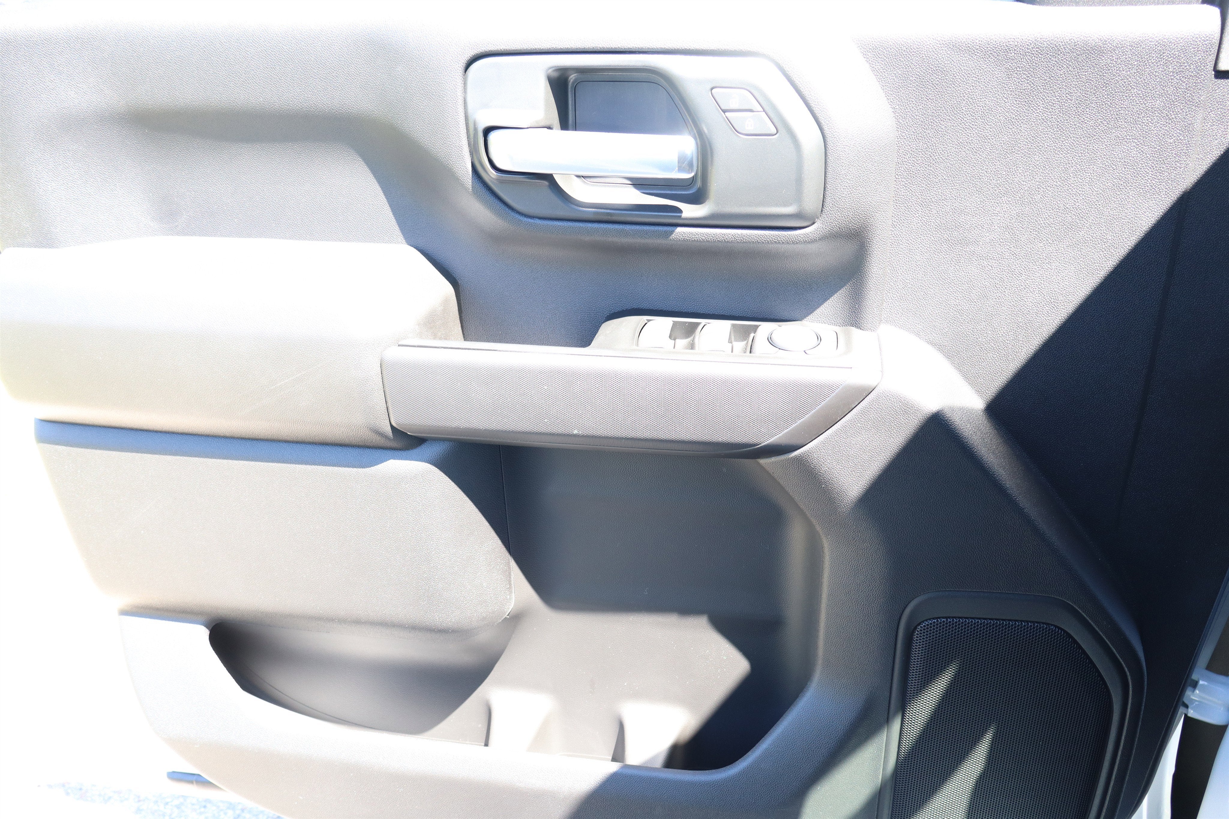 2026 Chevrolet Silverado 2500HD Custom Crew Cab 4WD